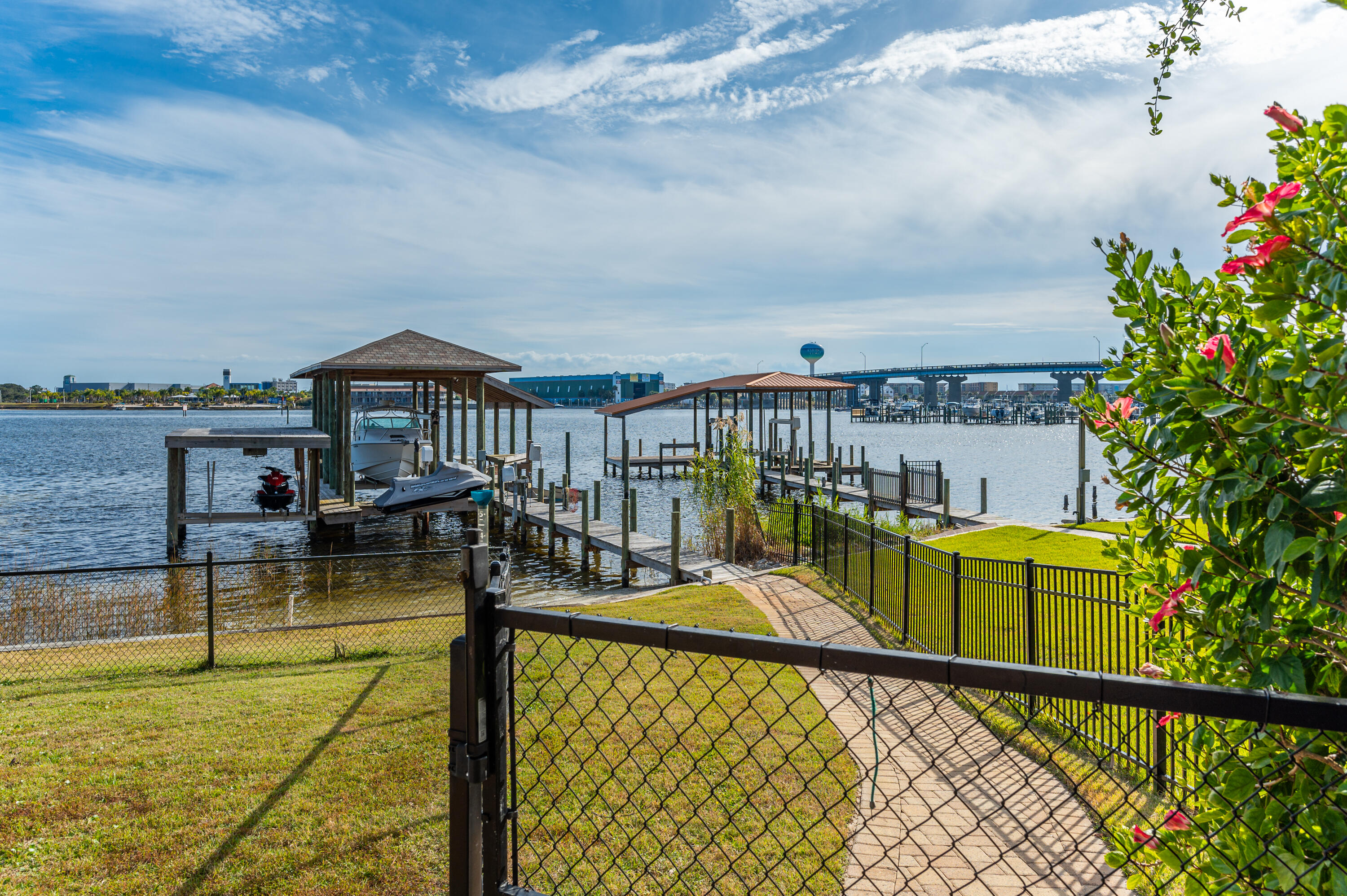 Bay Towne - Residential