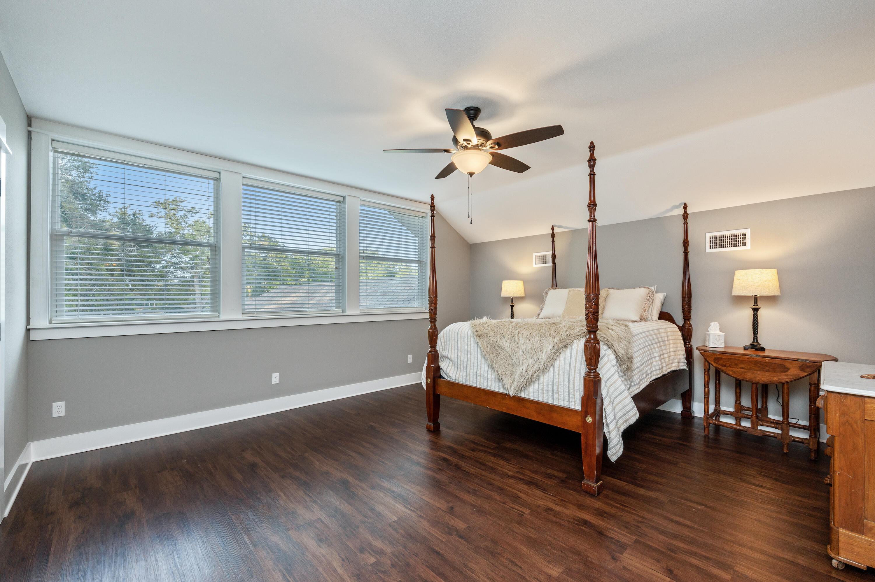 Bay Towne - Residential