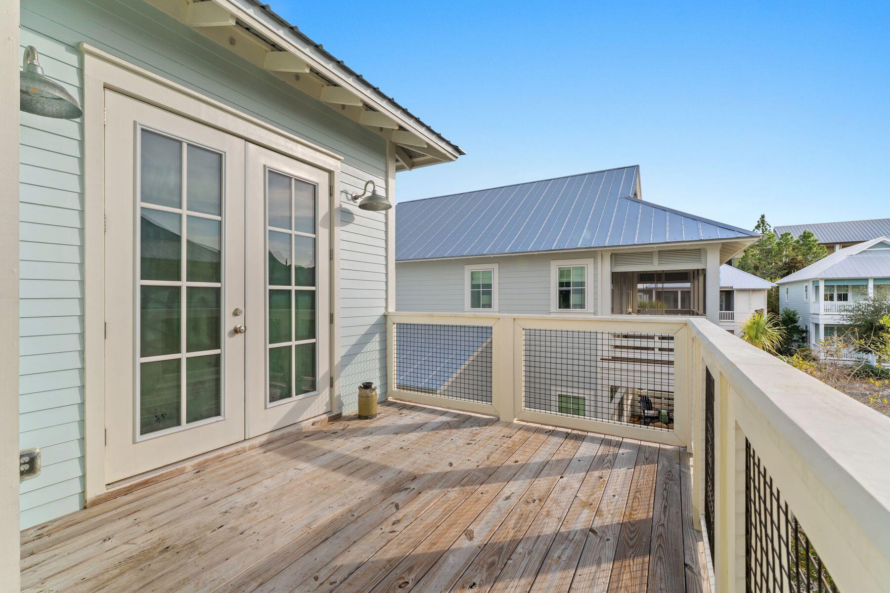 LAKESIDE AT BLUE MOUNTAIN BEACH - Residential