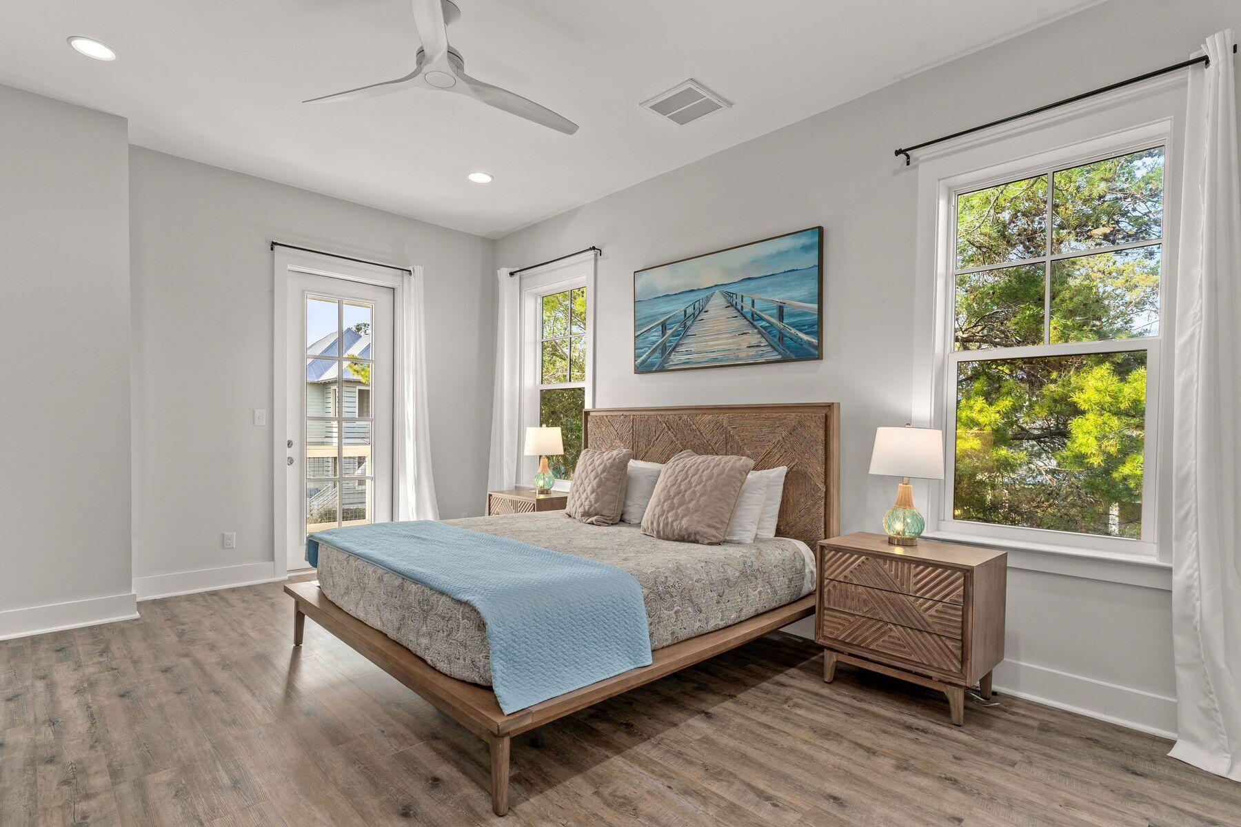 LAKESIDE AT BLUE MOUNTAIN BEACH - Residential