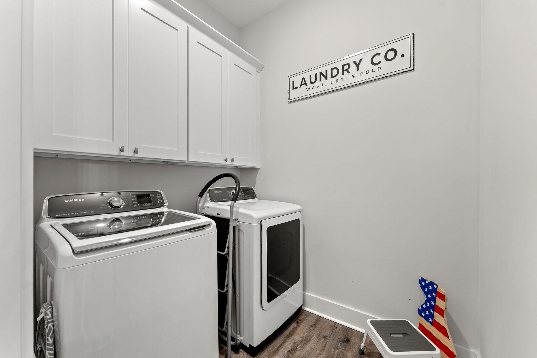 LAKESIDE AT BLUE MOUNTAIN BEACH - Residential