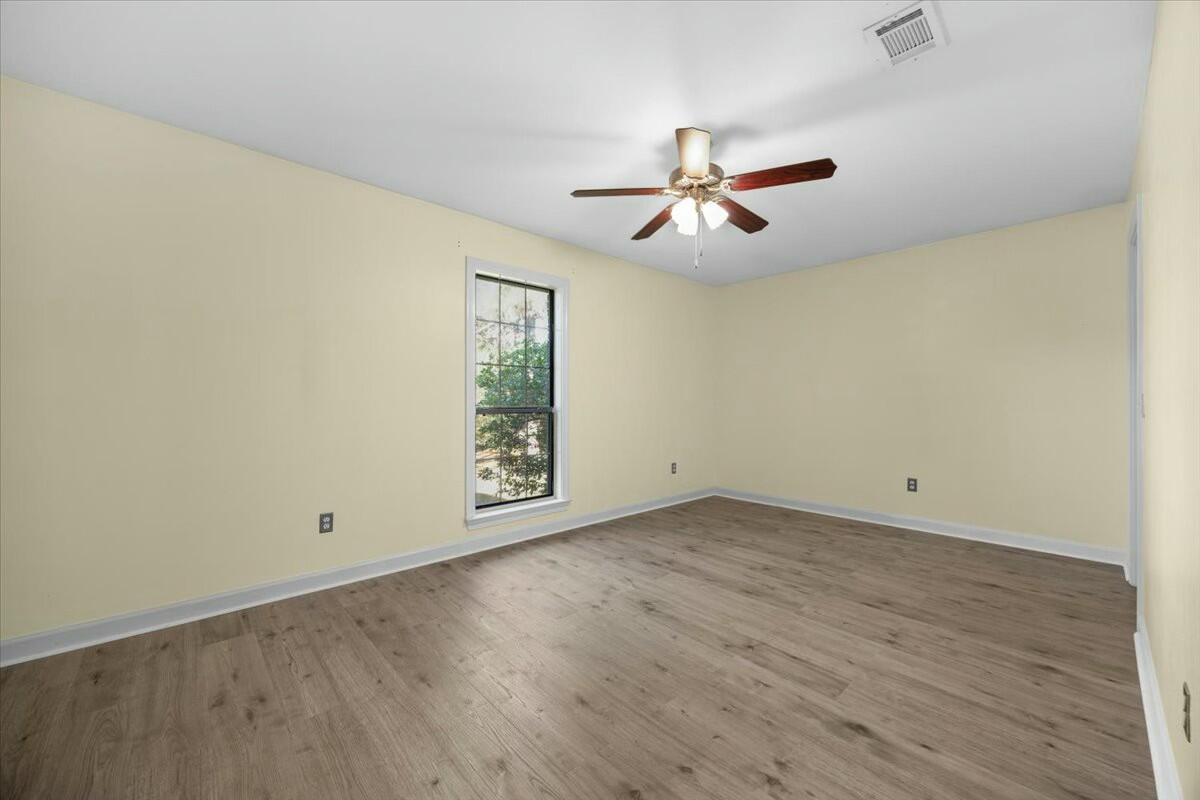 NAVARRE S/D 2ND ADDN - Residential