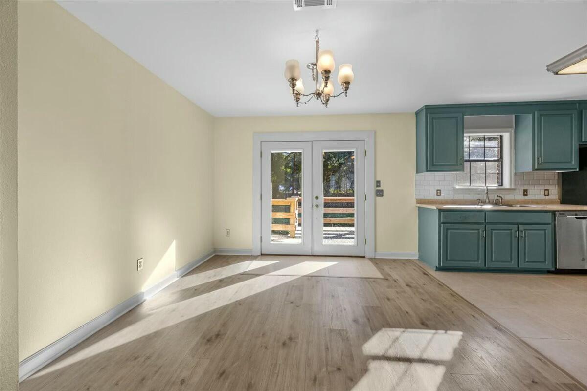 NAVARRE S/D 2ND ADDN - Residential