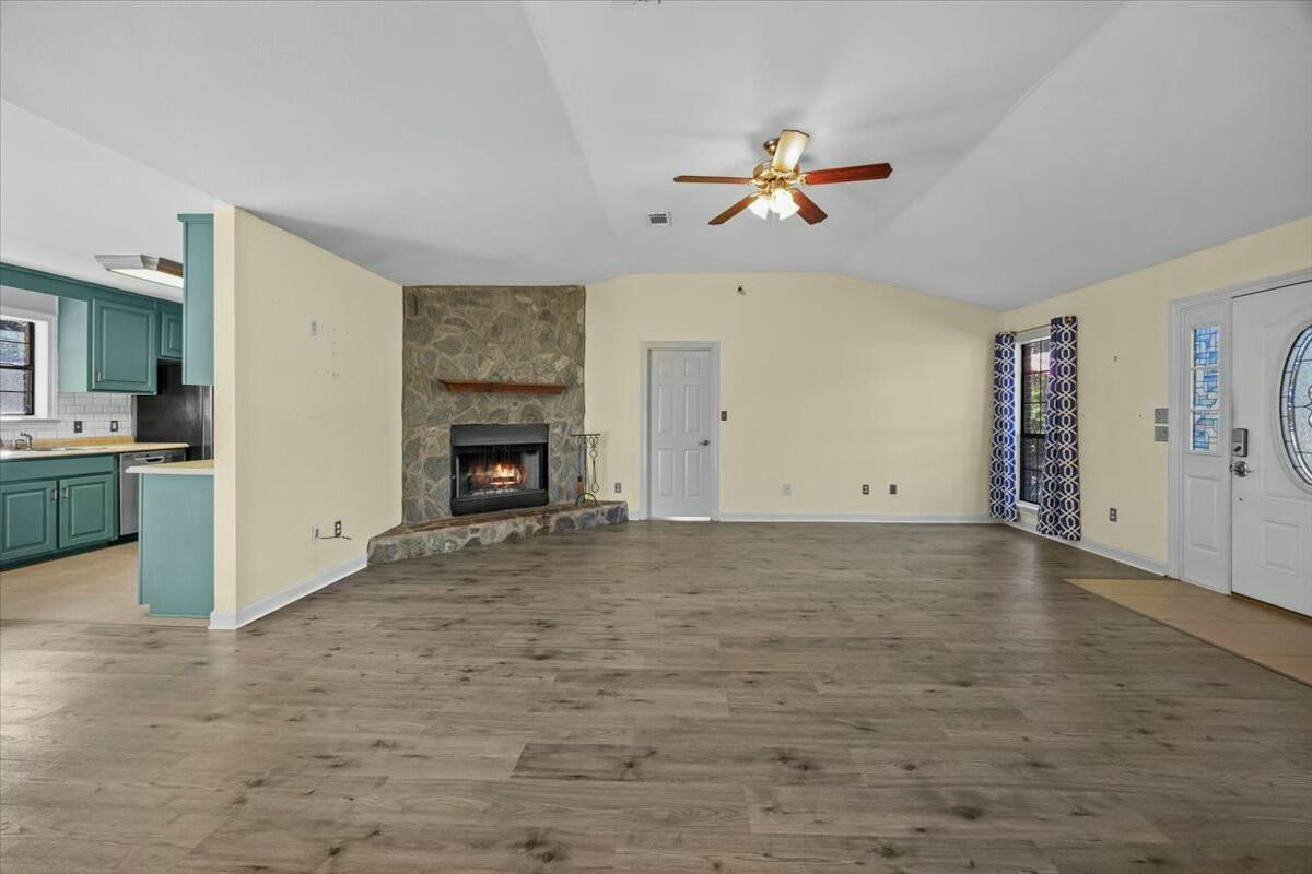 NAVARRE S/D 2ND ADDN - Residential