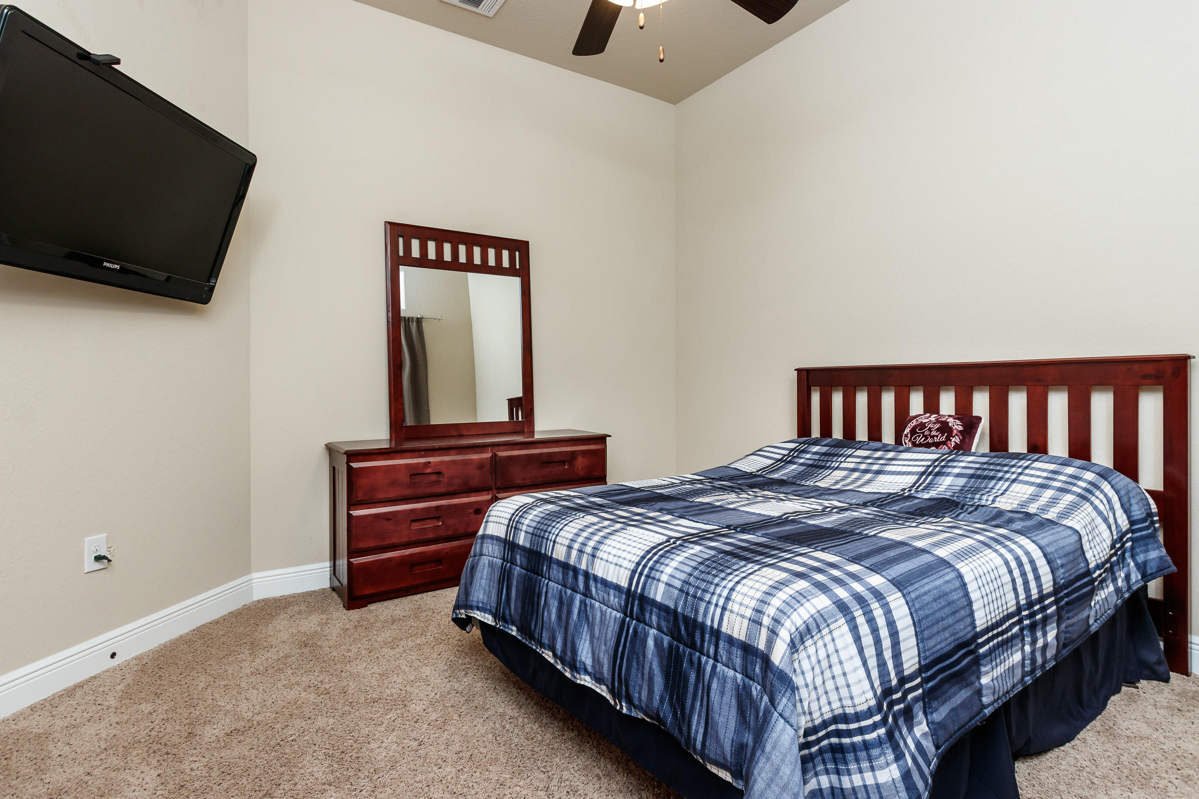 HOMEWOOD EST - Residential