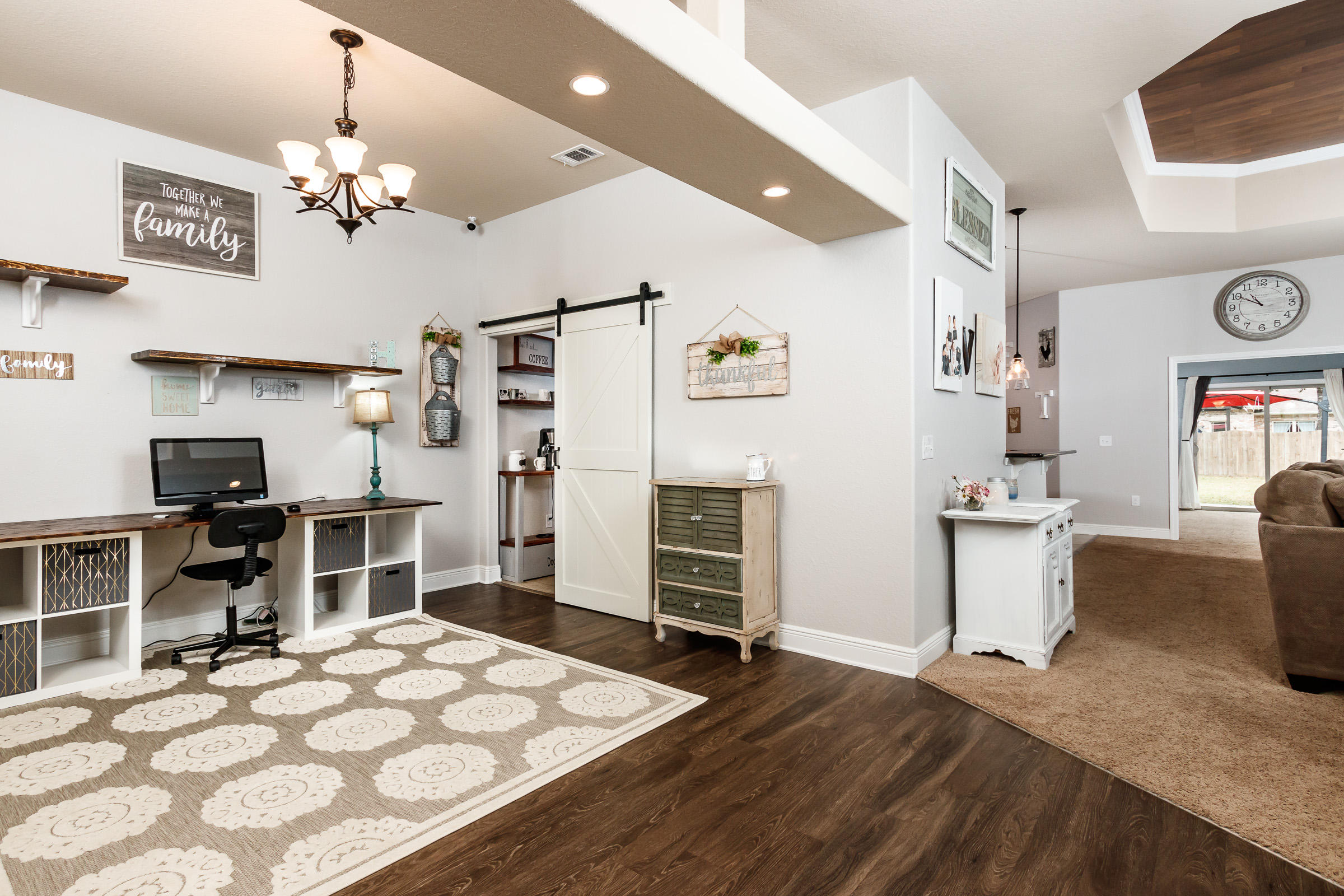 HOMEWOOD EST - Residential