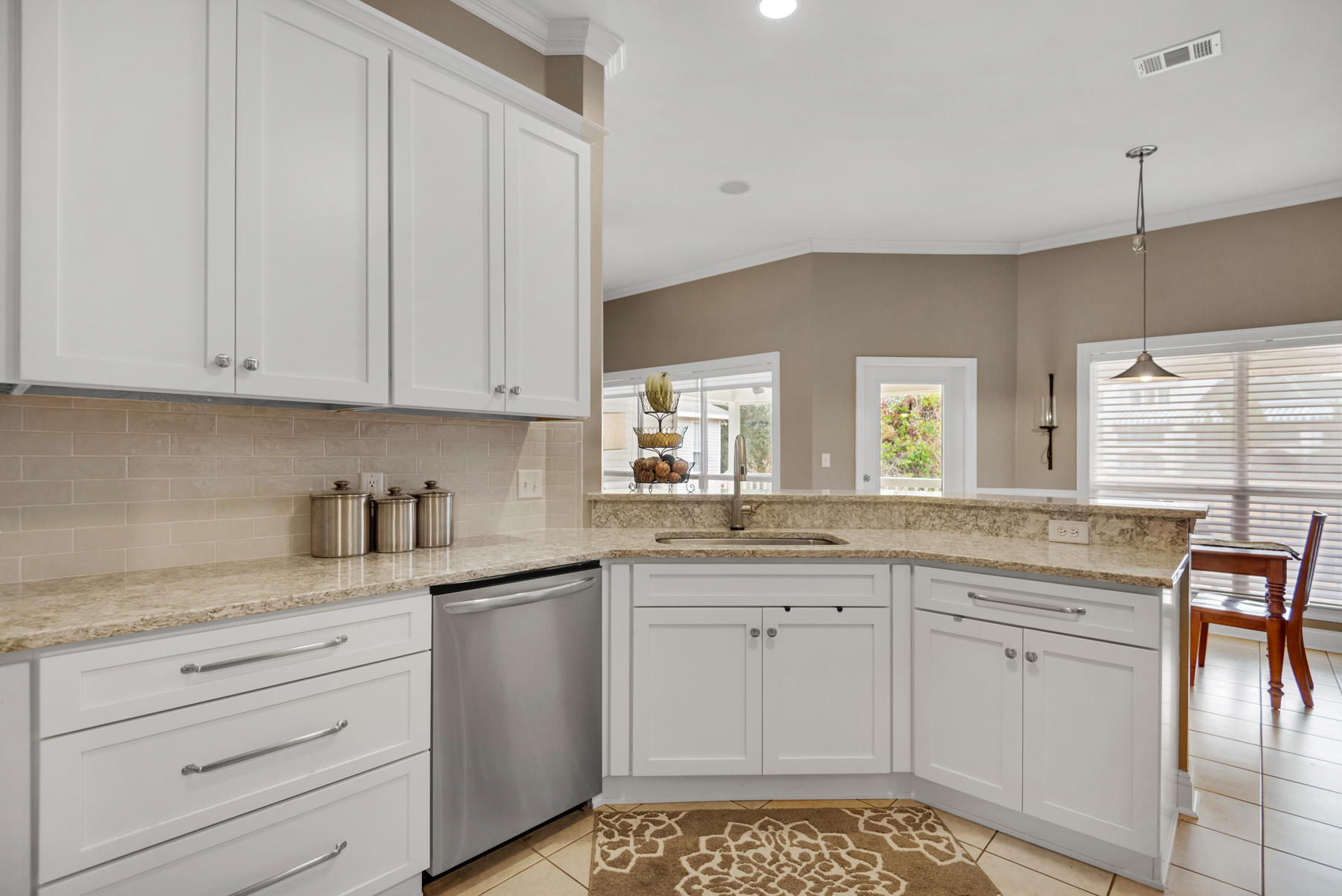 HIDDEN LAKES - Residential