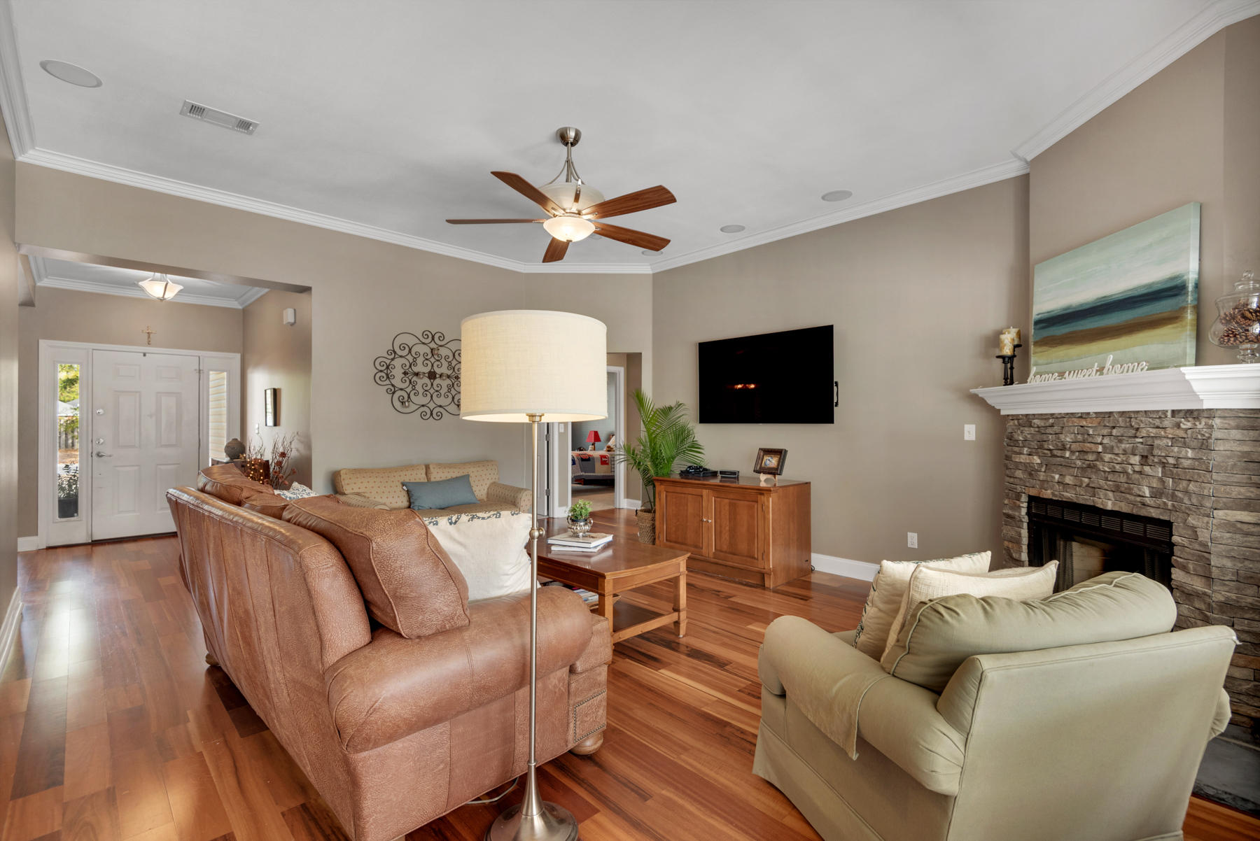 HIDDEN LAKES - Residential