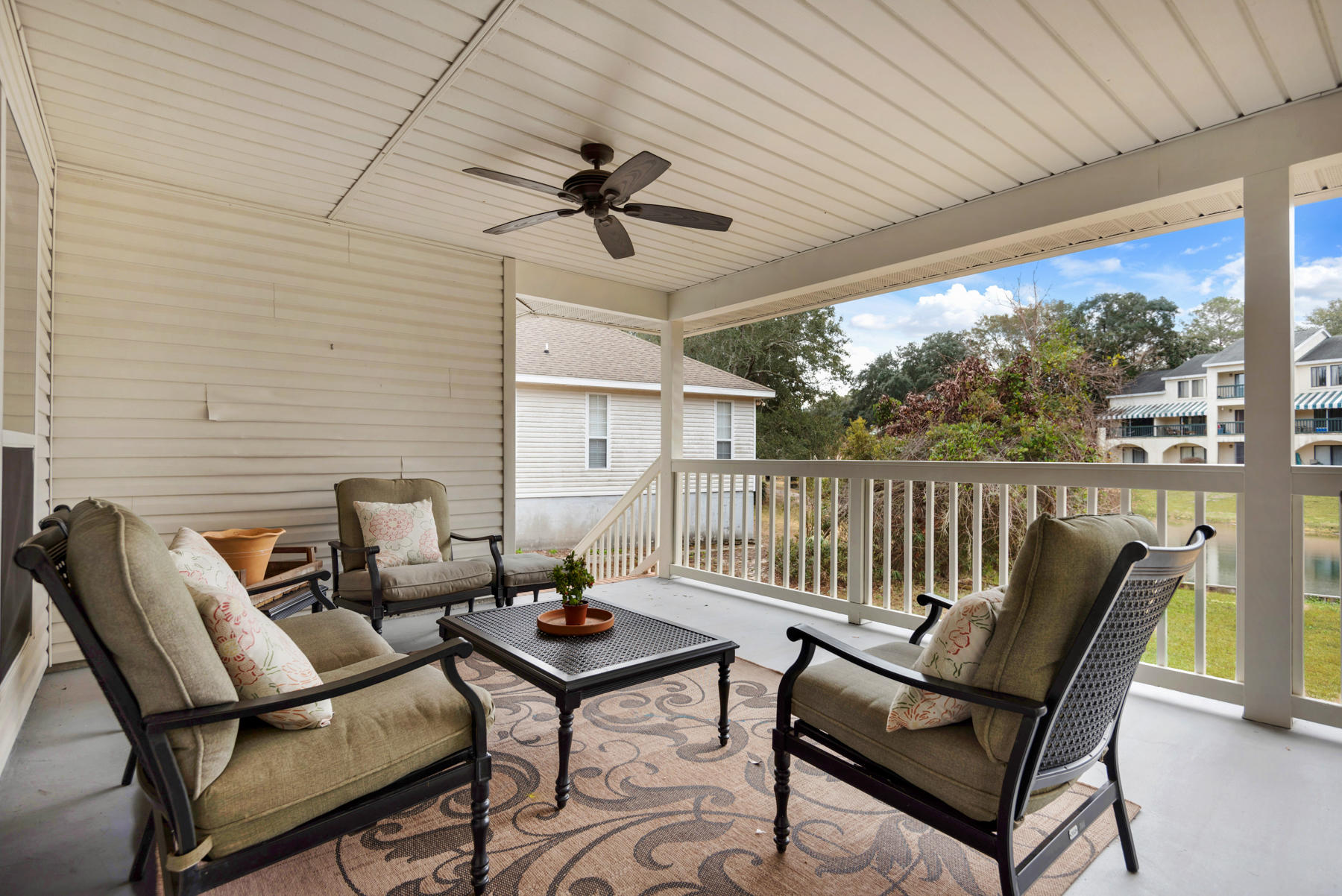 HIDDEN LAKES - Residential