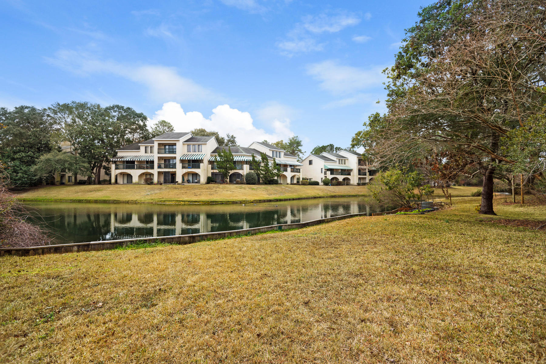 HIDDEN LAKES - Residential