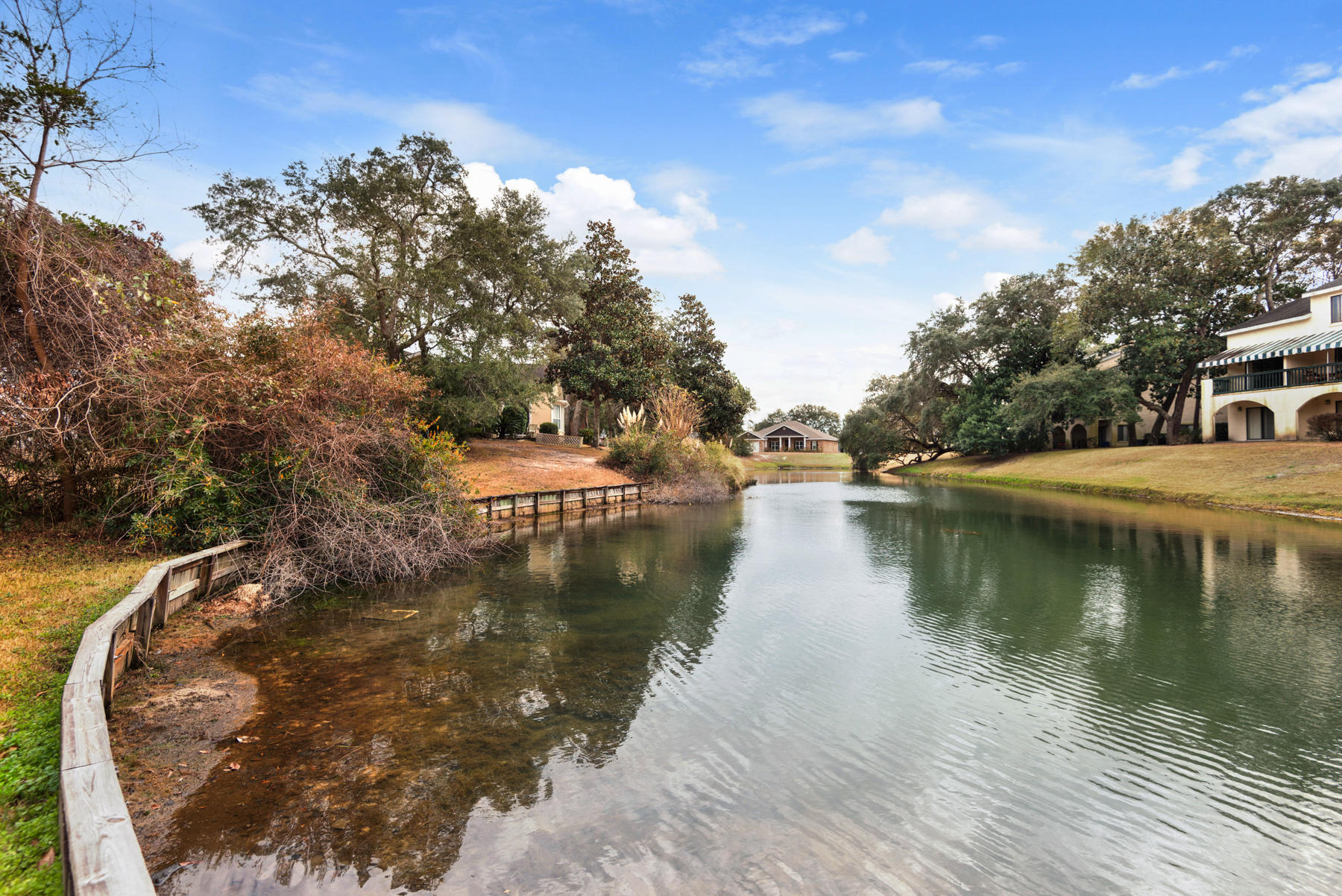 HIDDEN LAKES - Residential