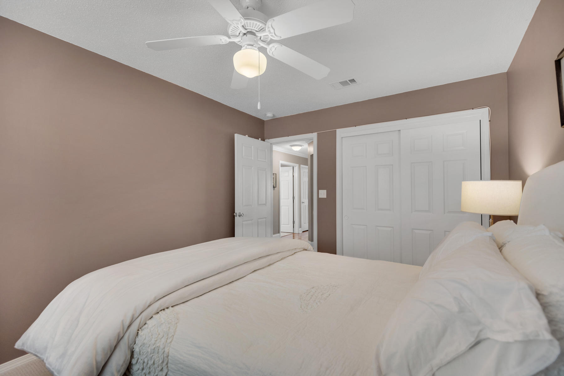 HIDDEN LAKES - Residential