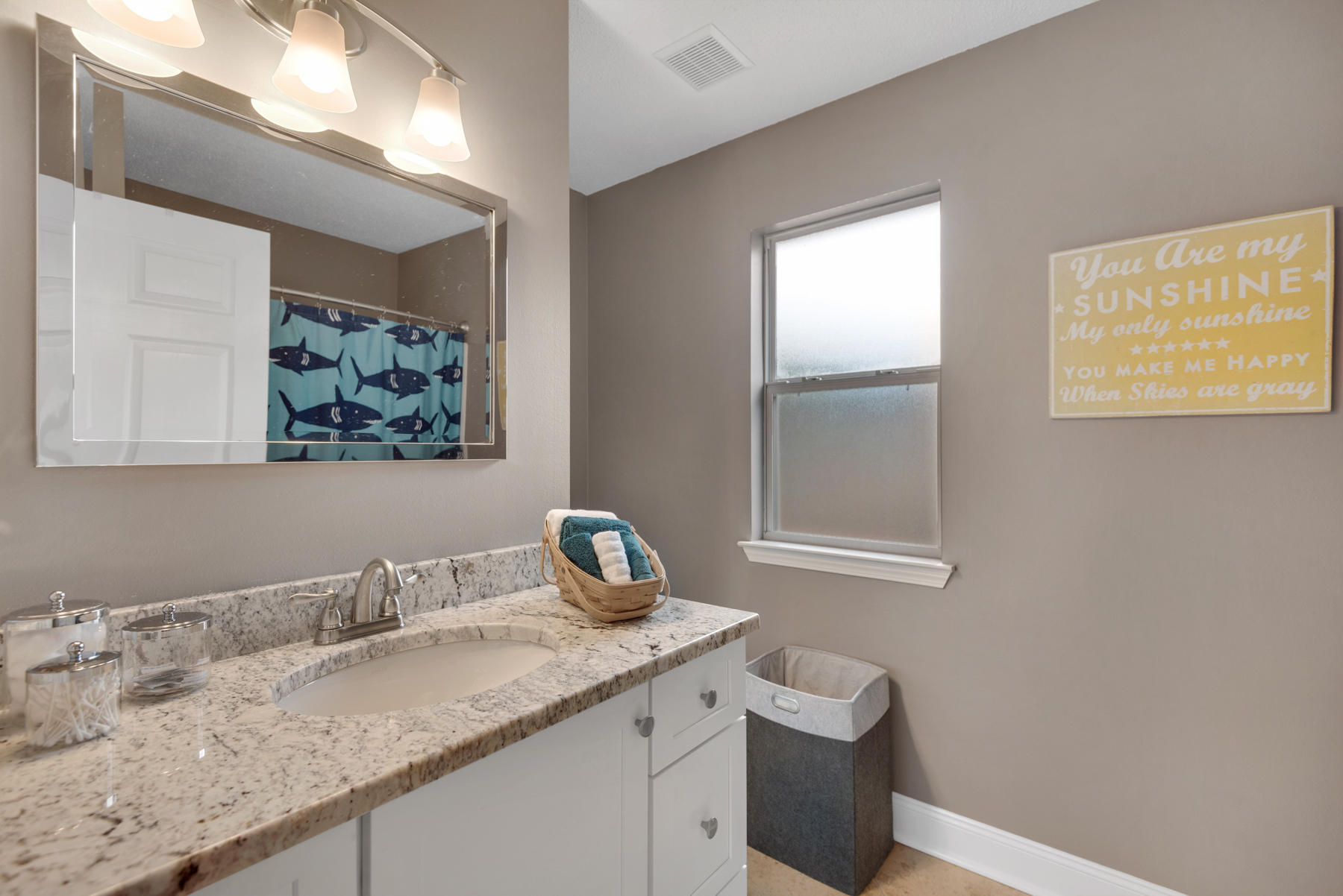 HIDDEN LAKES - Residential