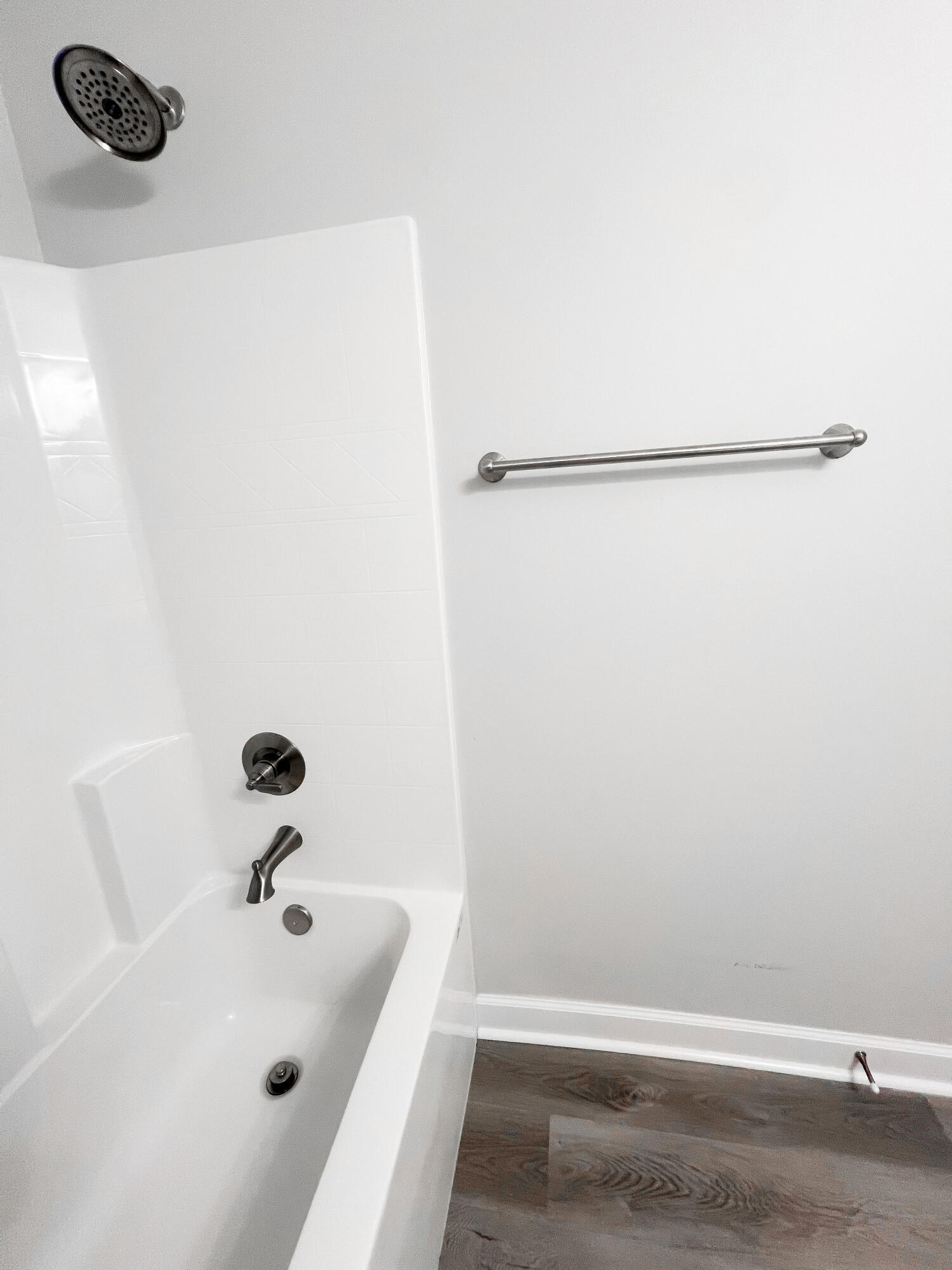 GARDEN CITY - Residential Lease