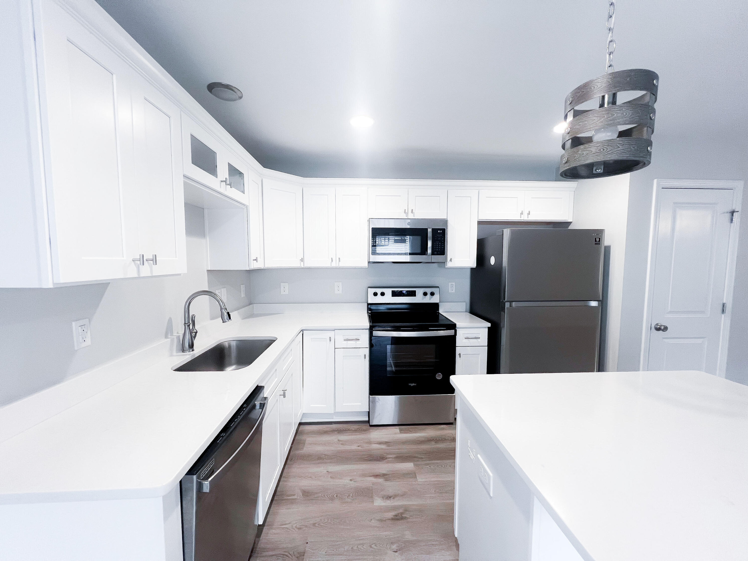 GARDEN CITY - Residential Lease