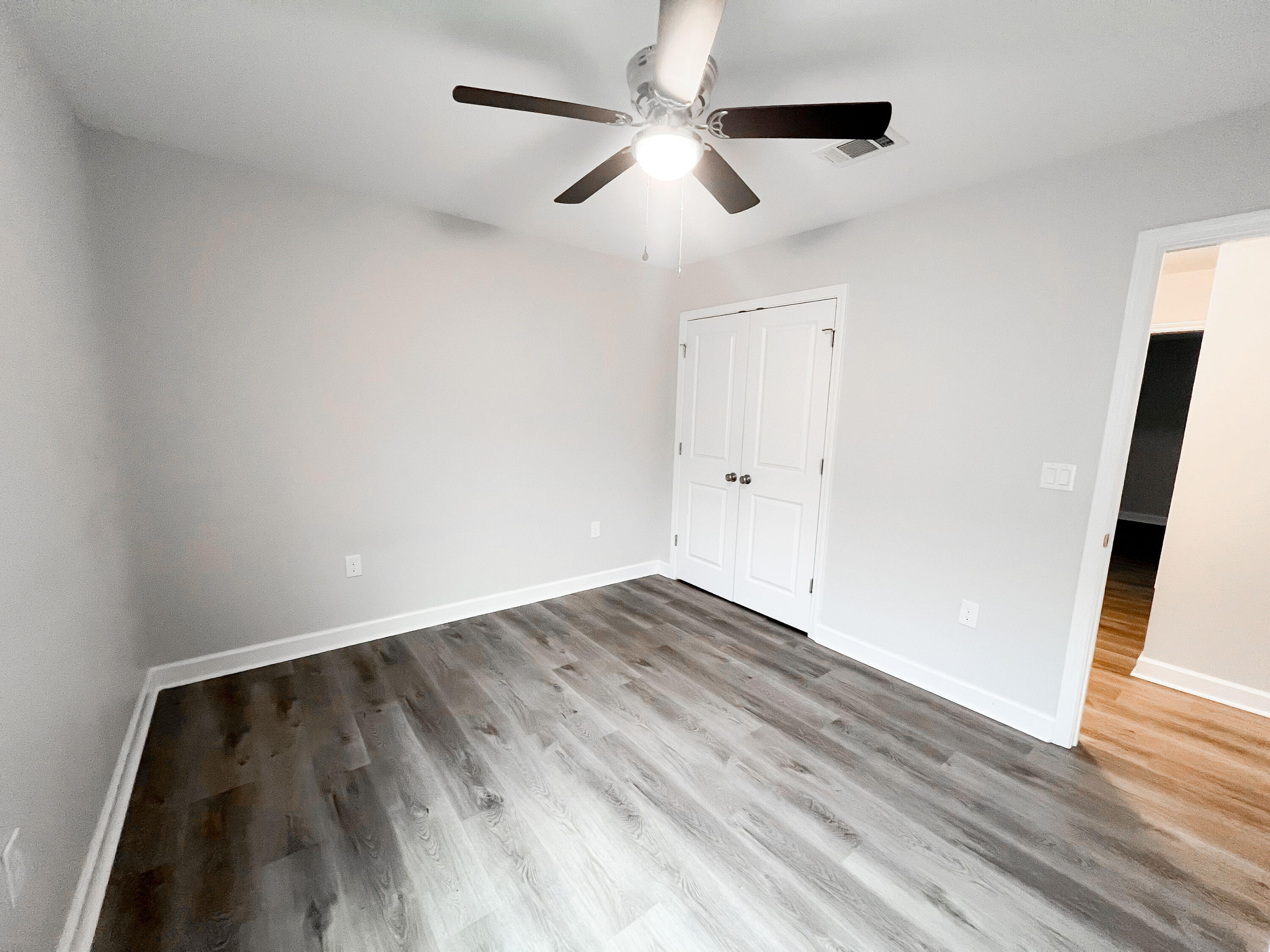 GARDEN CITY - Residential Lease