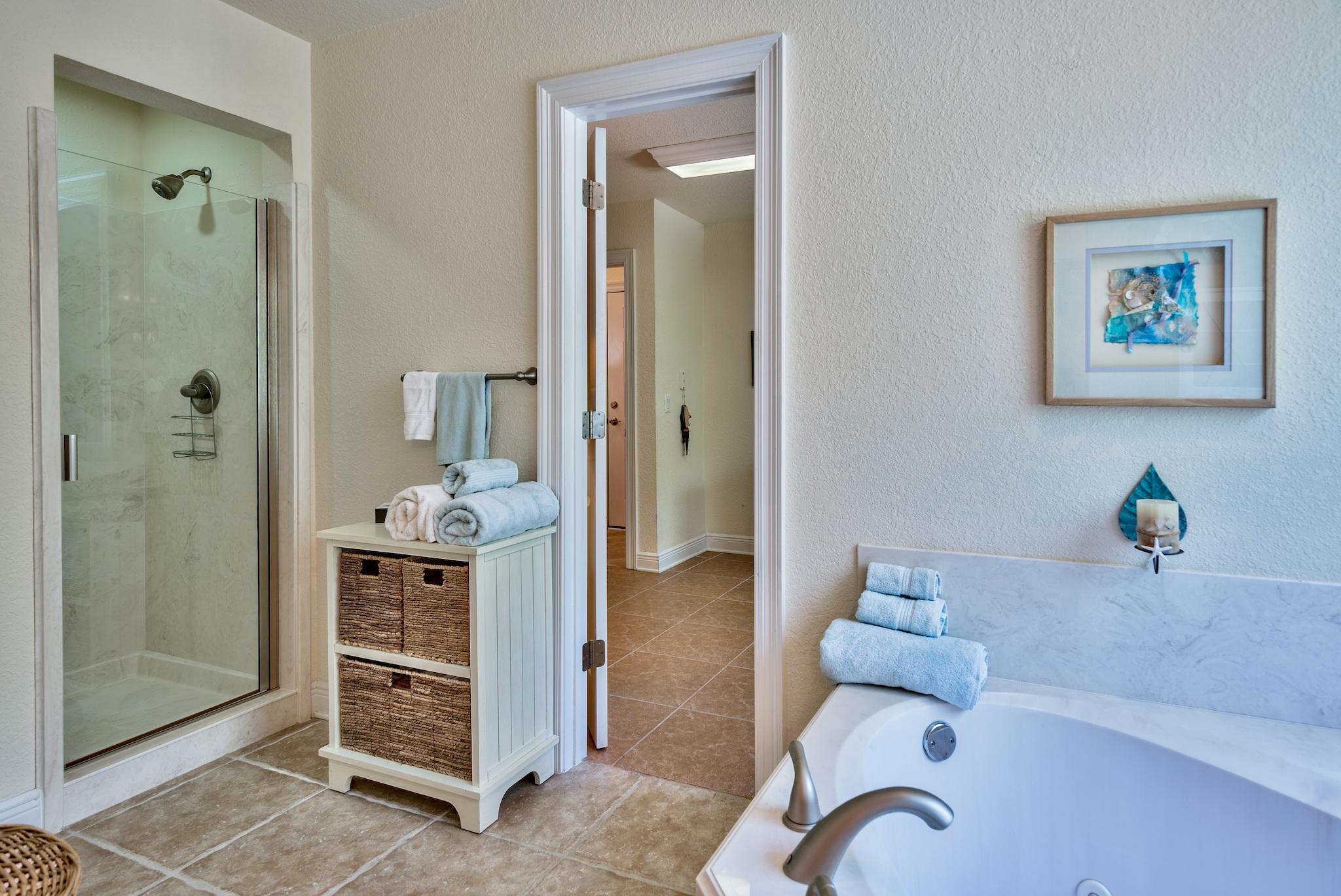 BOTANY BAYOU - Residential