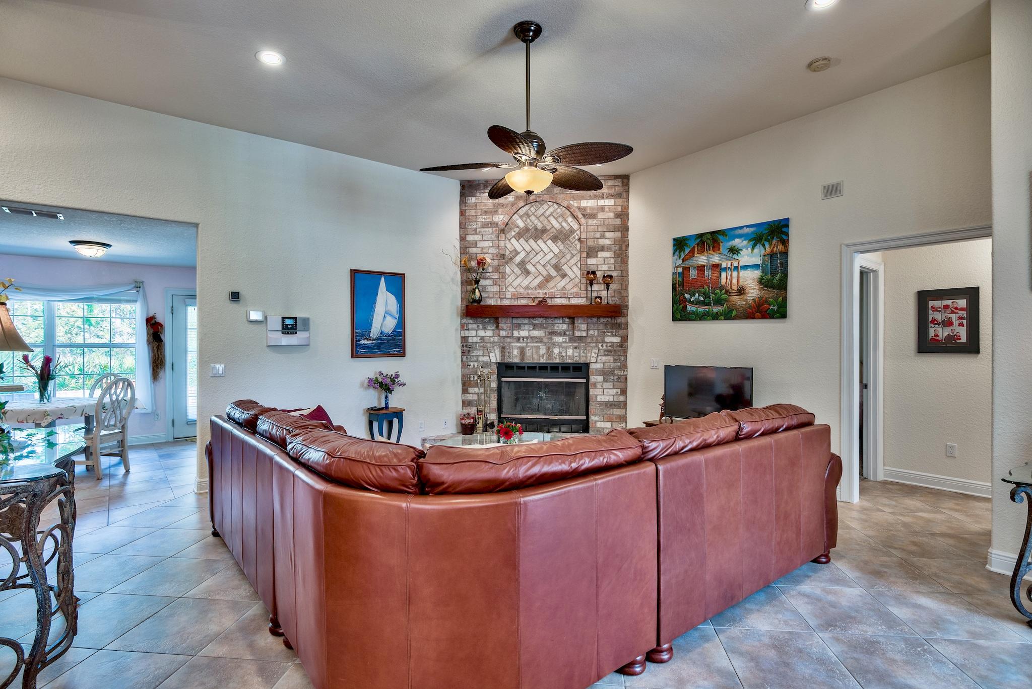BOTANY BAYOU - Residential