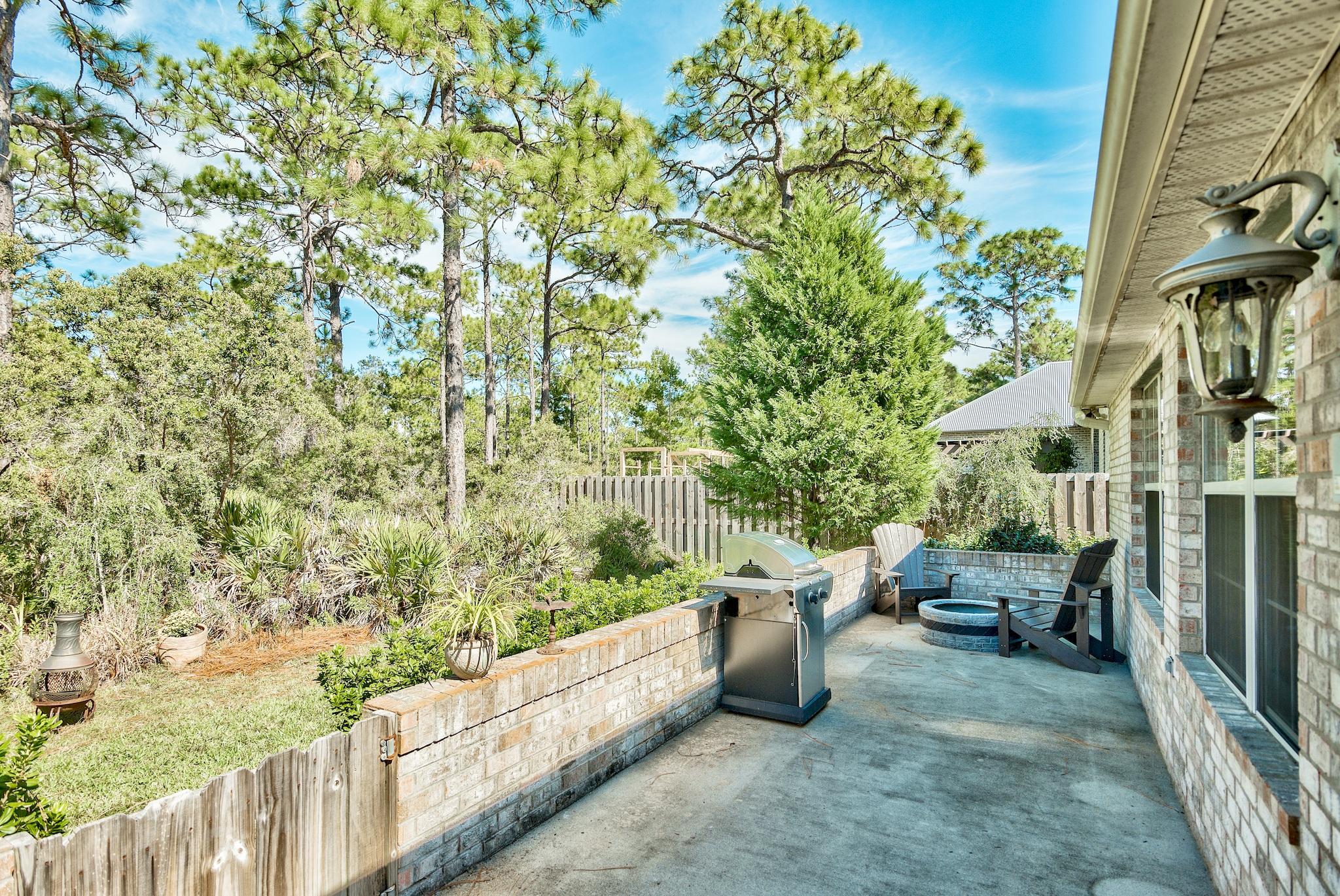 BOTANY BAYOU - Residential