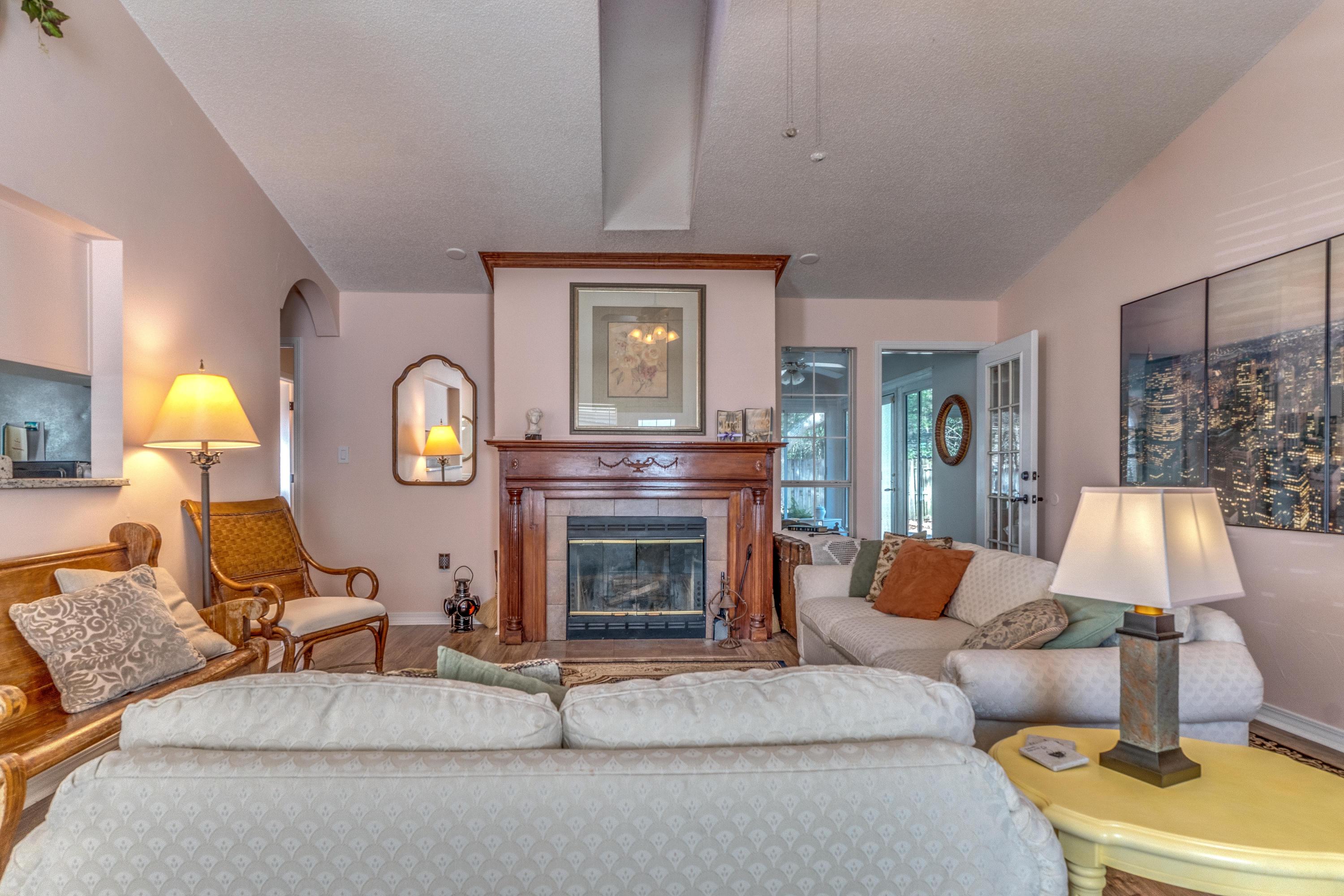 INDIGO VILLAGE - Residential