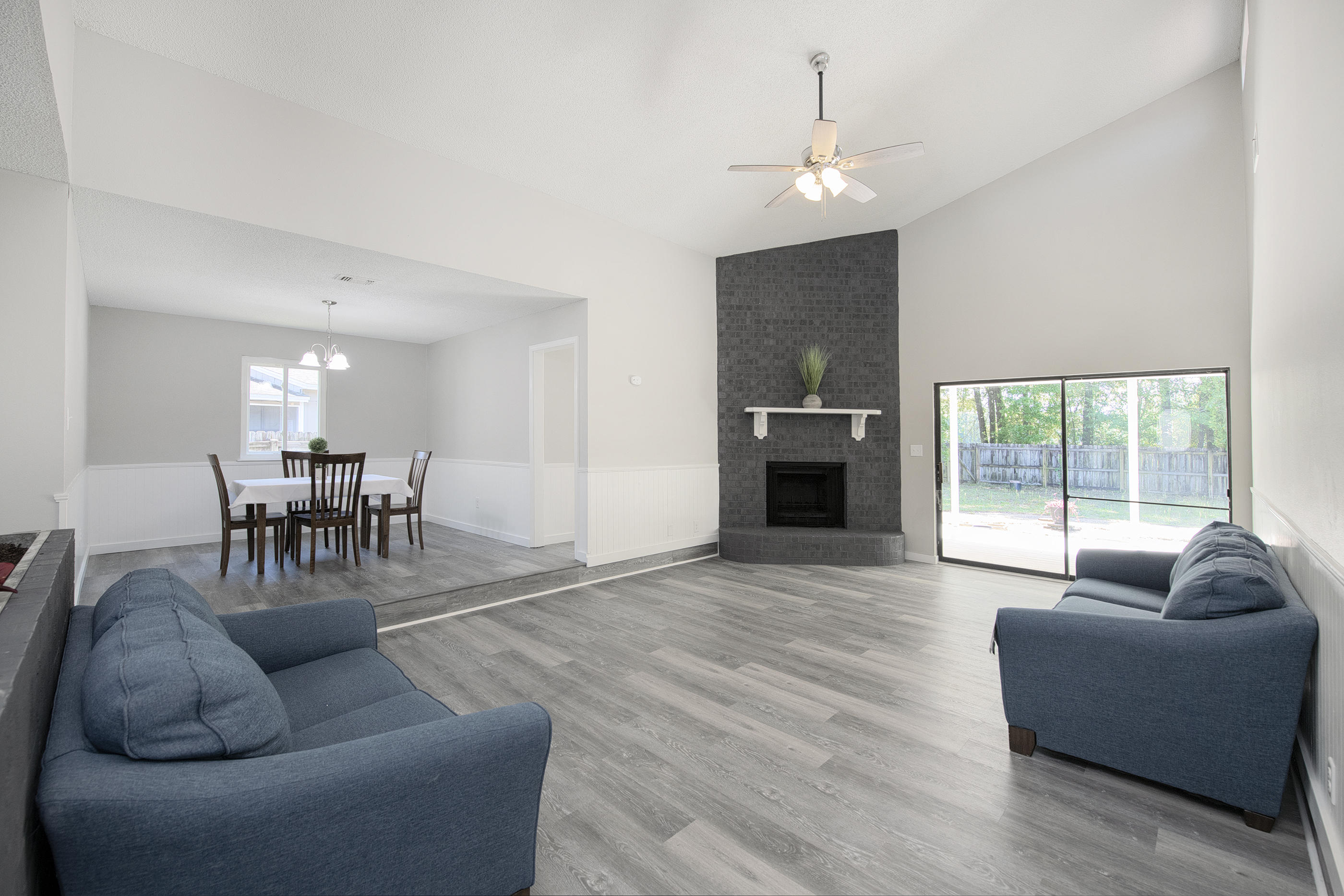 TIERRA VERDE - Residential