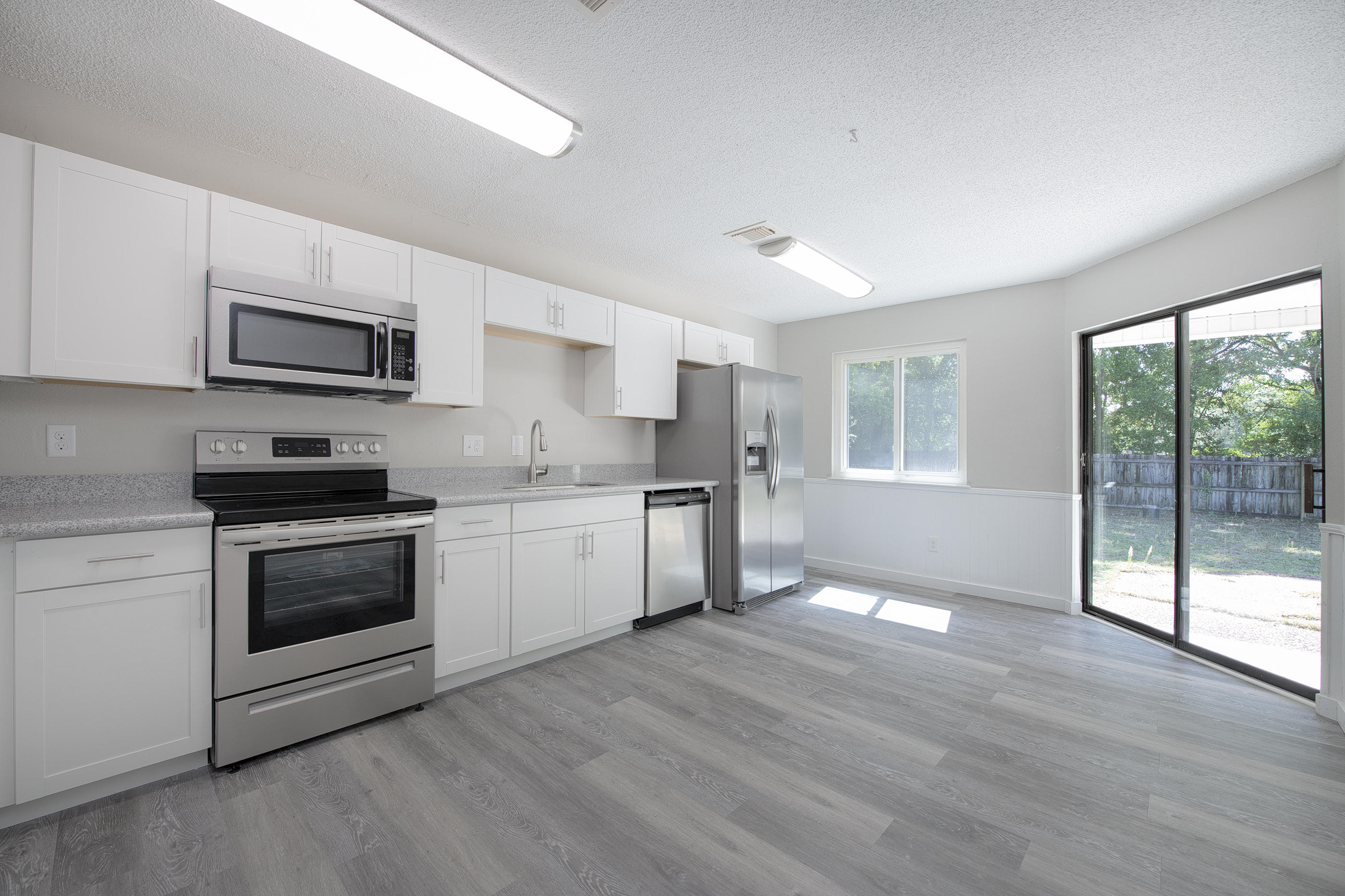 TIERRA VERDE - Residential