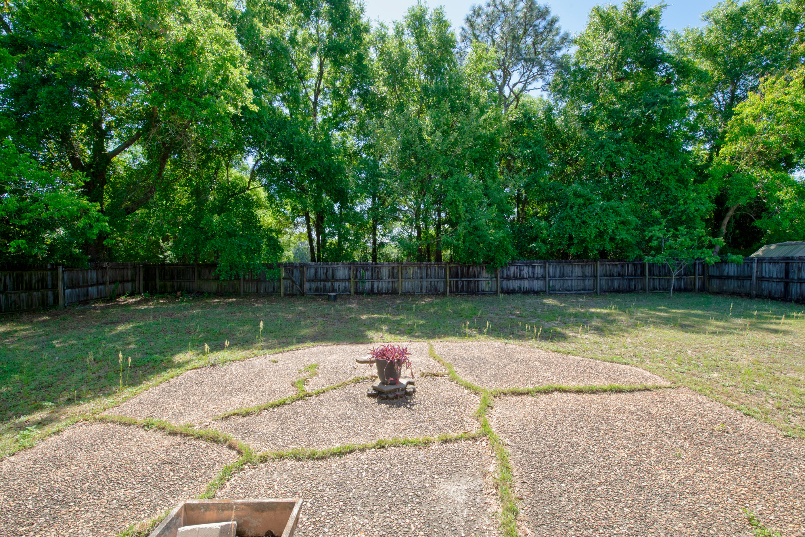 TIERRA VERDE - Residential