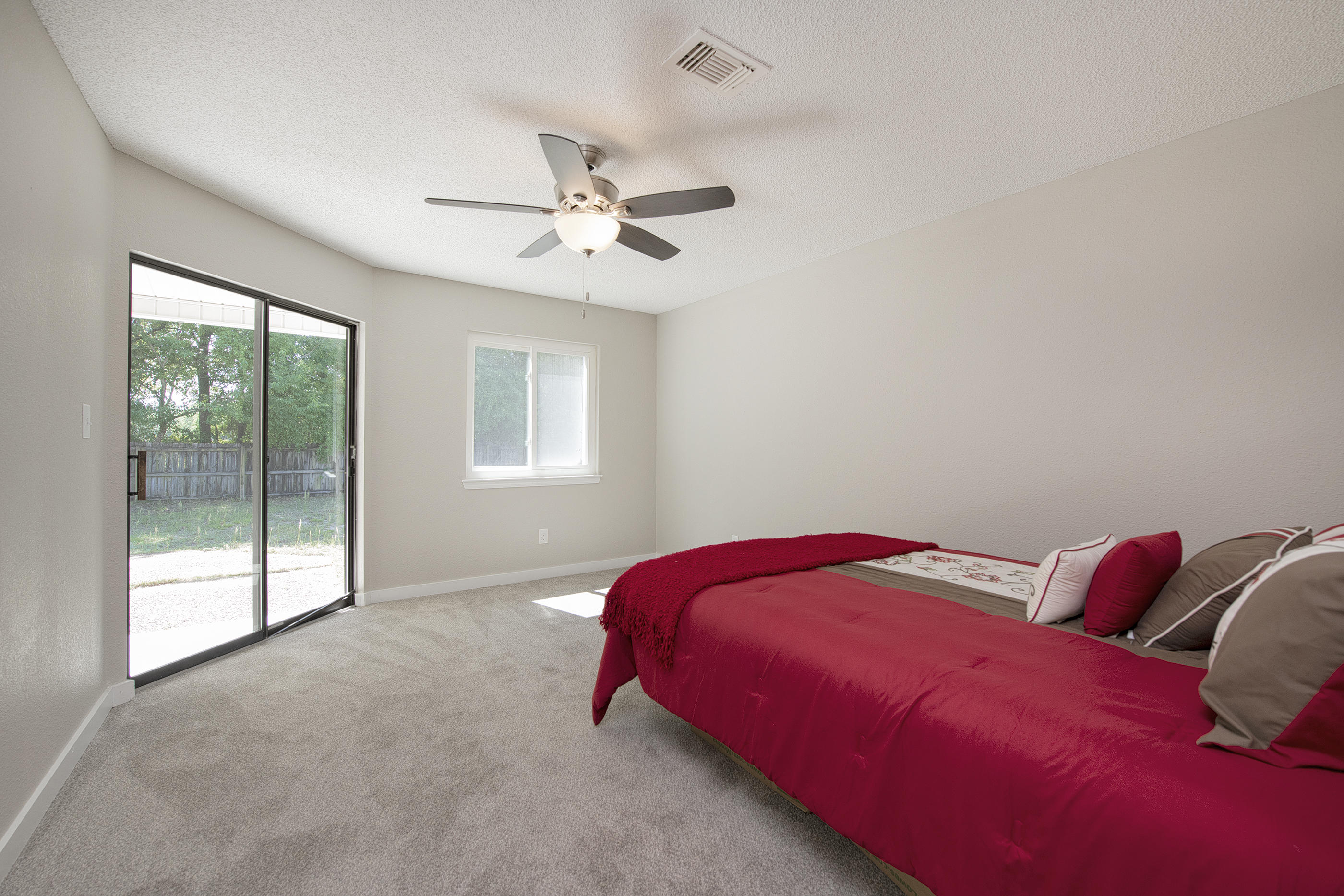 TIERRA VERDE - Residential