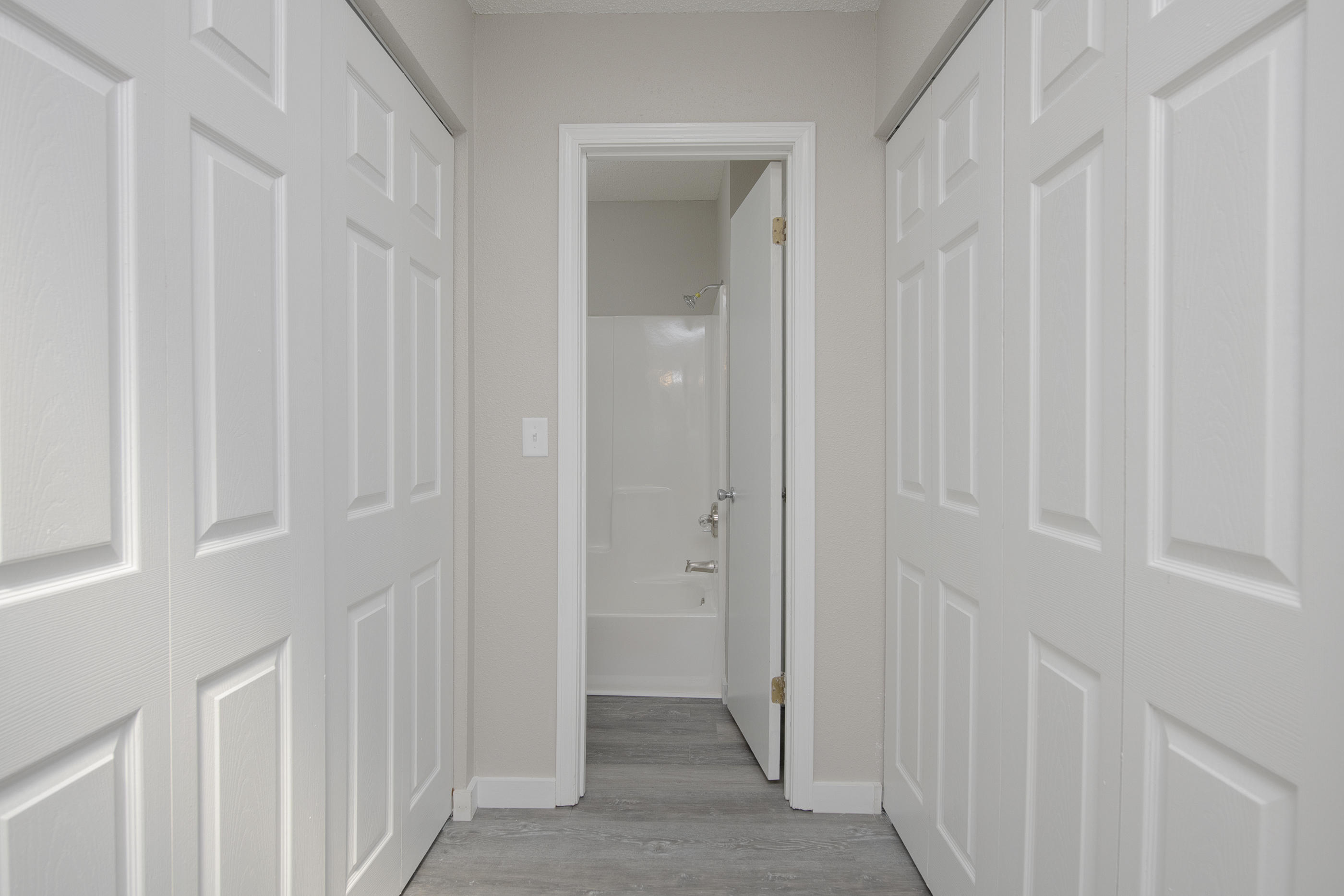 TIERRA VERDE - Residential