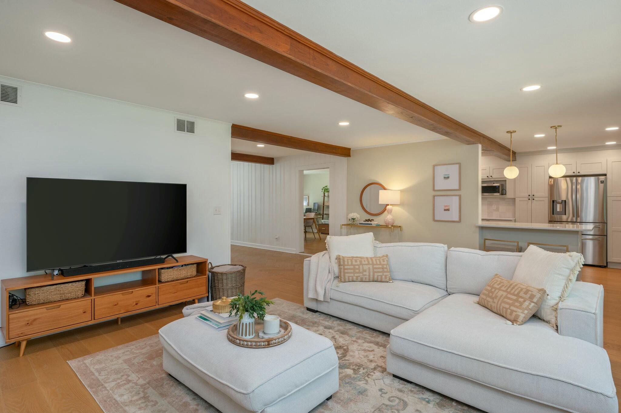 GARNIERS BEACH - Residential