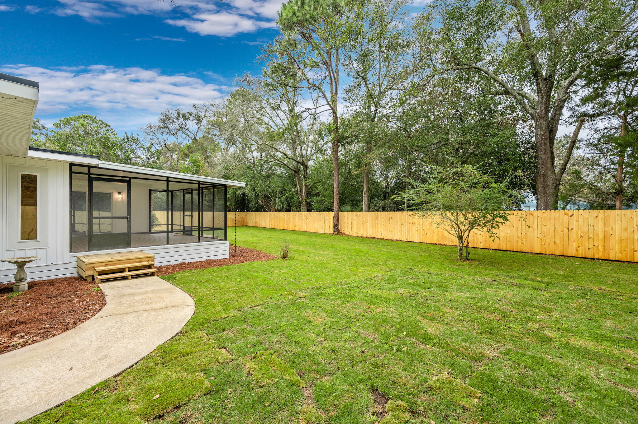 GARNIERS BEACH - Residential