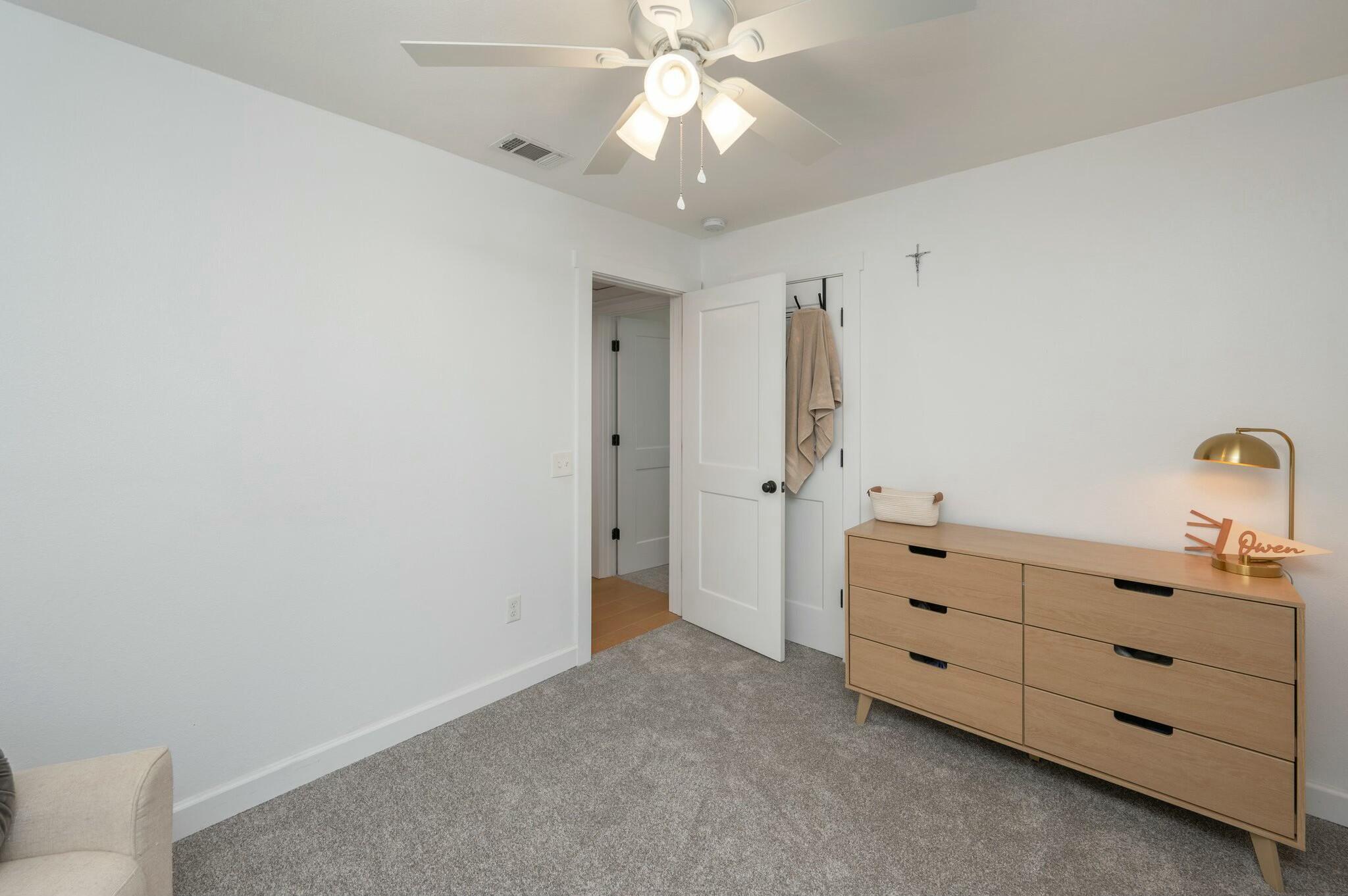 GARNIERS BEACH - Residential