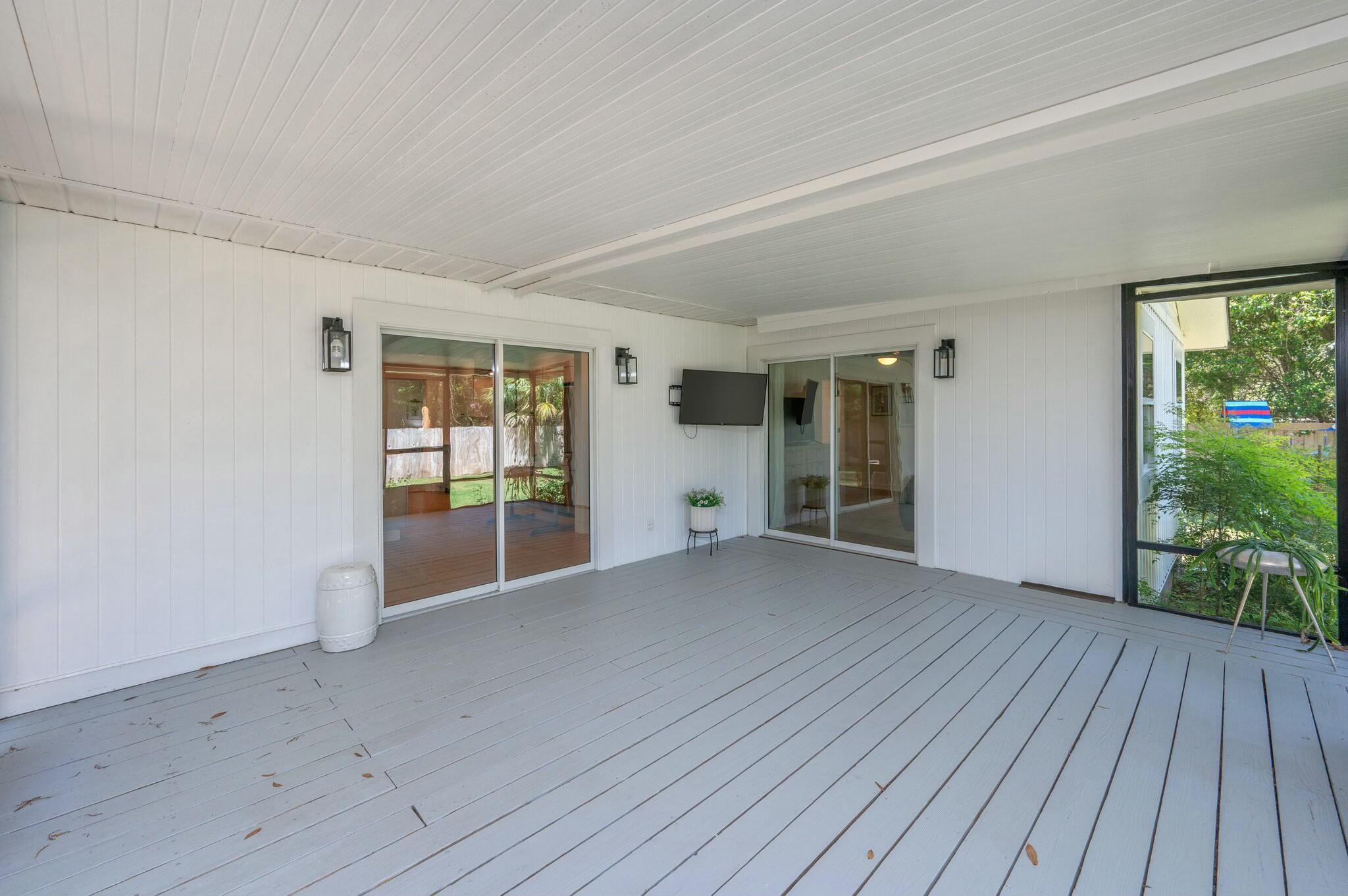 GARNIERS BEACH - Residential