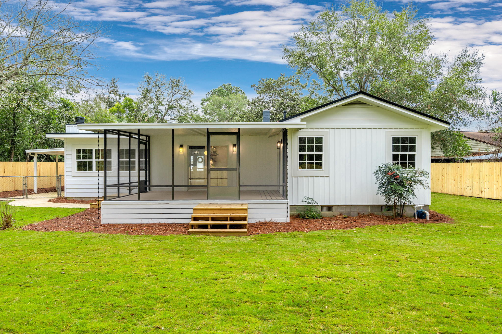 GARNIERS BEACH - Residential