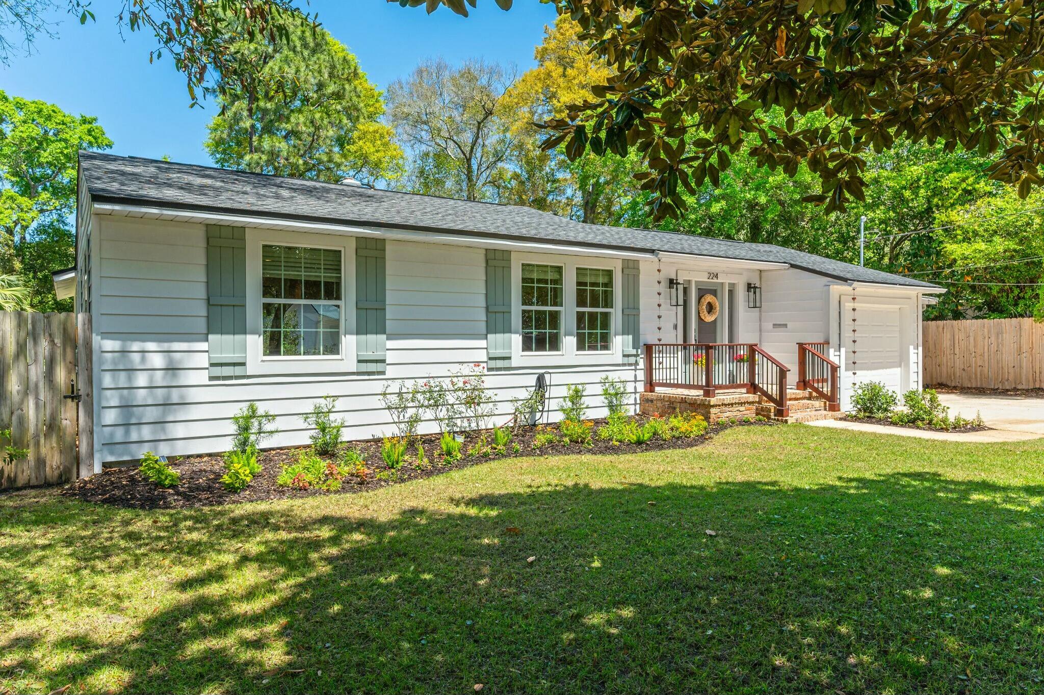 GARNIERS BEACH - Residential