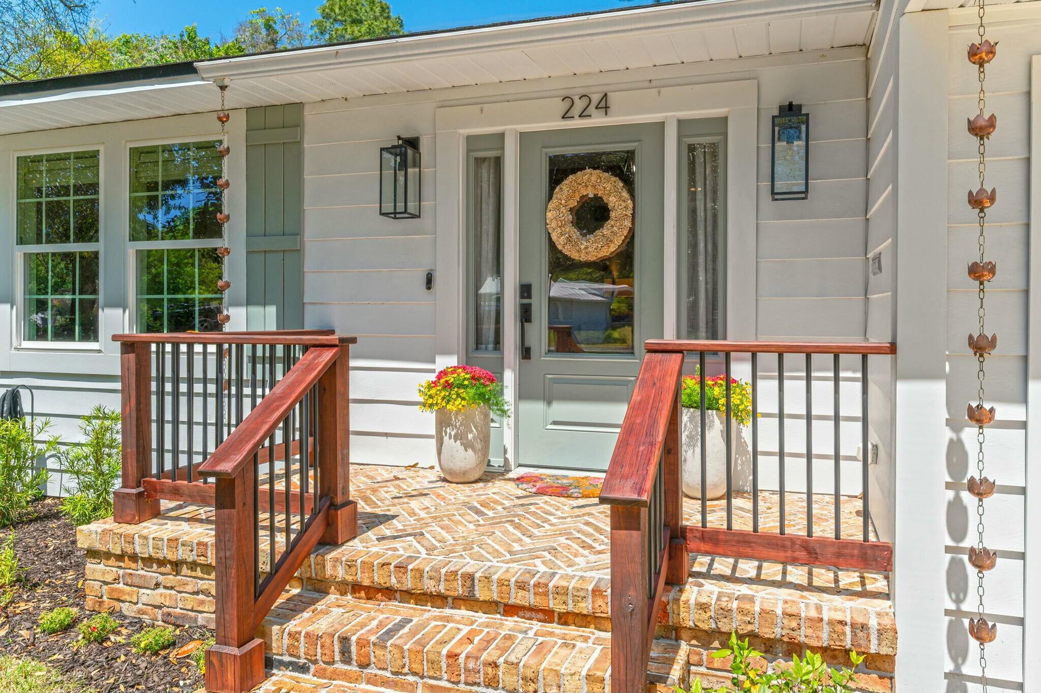 GARNIERS BEACH - Residential