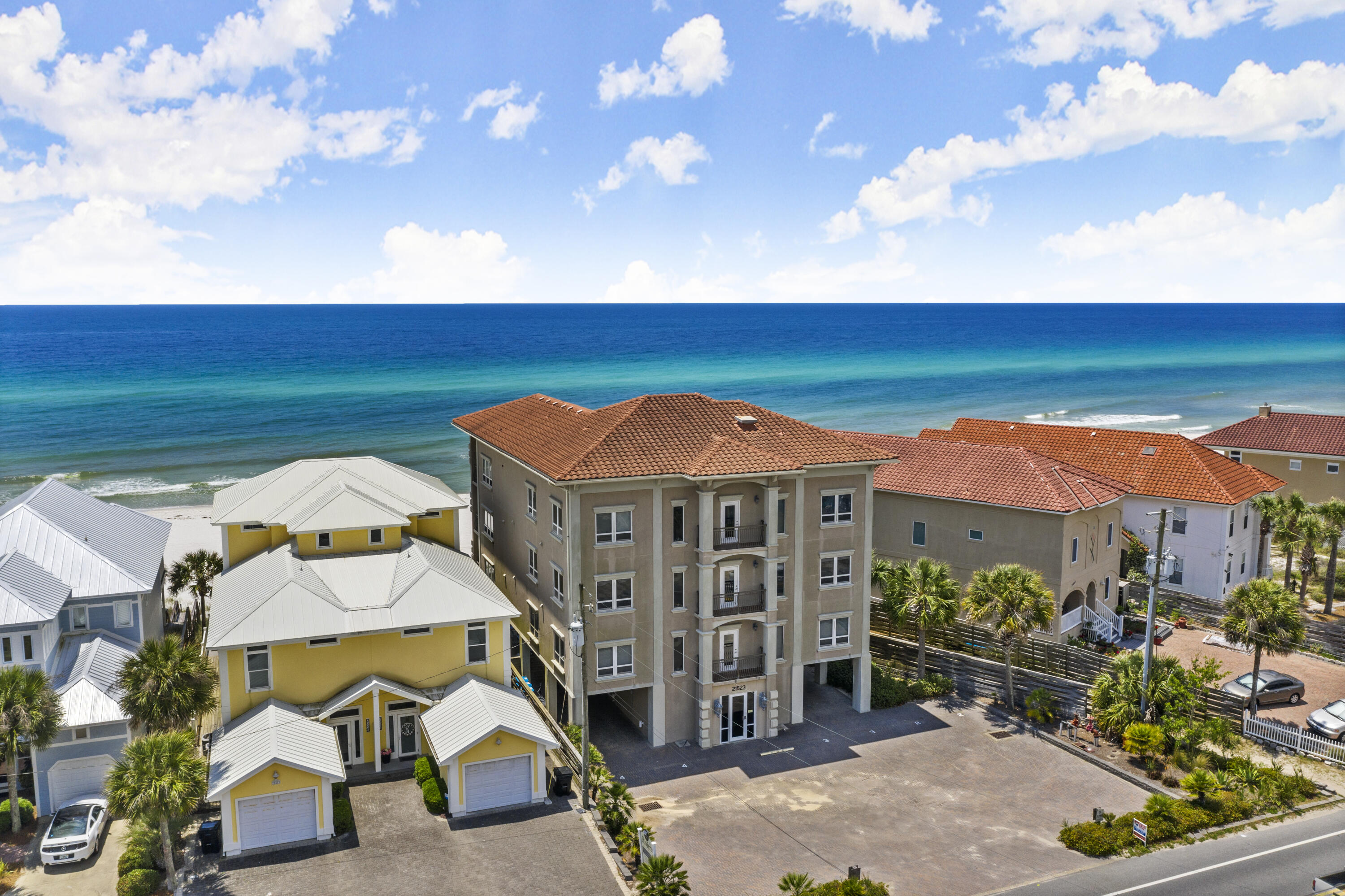 RIVIERA BEACH - Residential