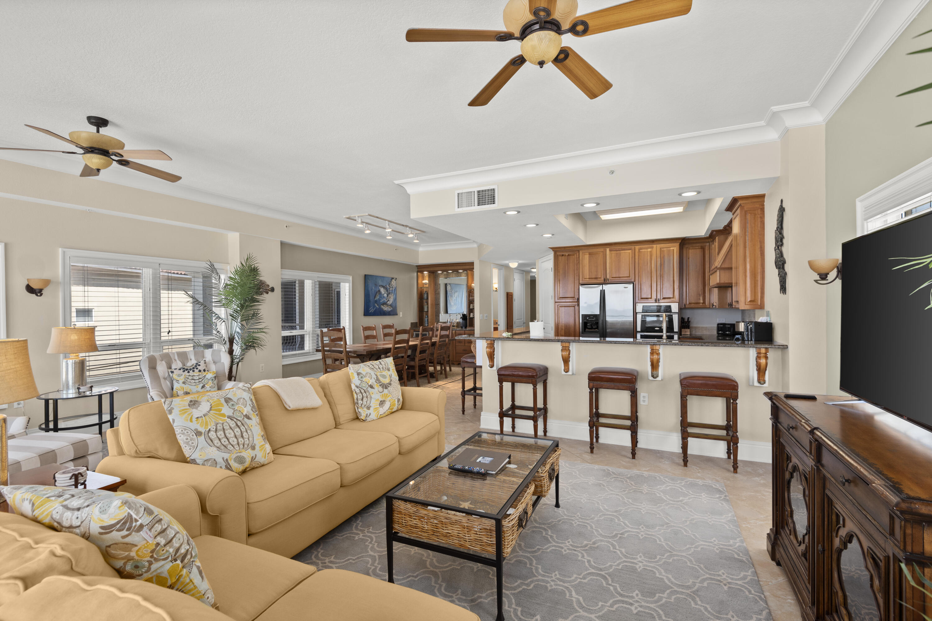 RIVIERA BEACH - Residential
