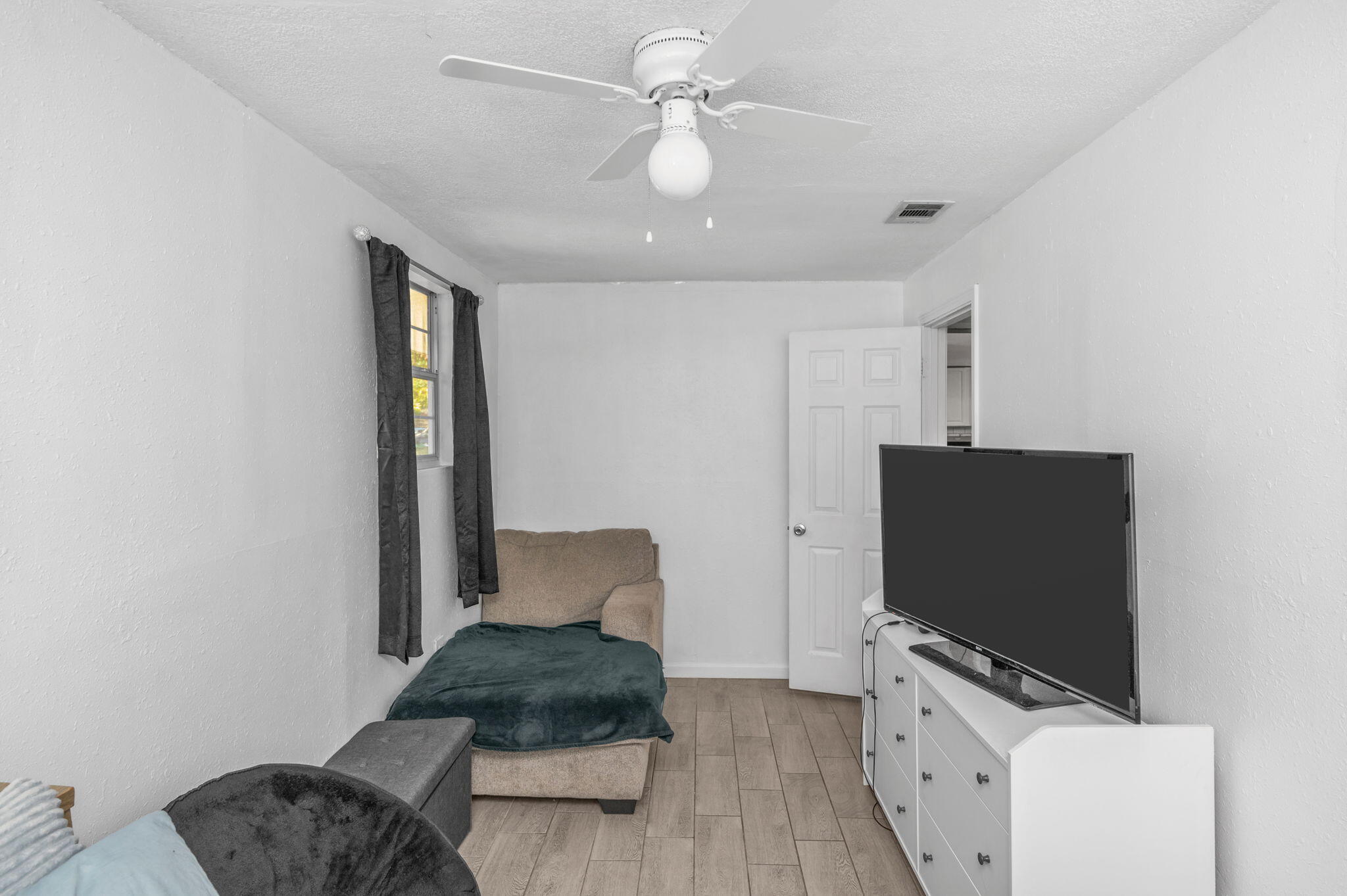Bradys S/D - Residential