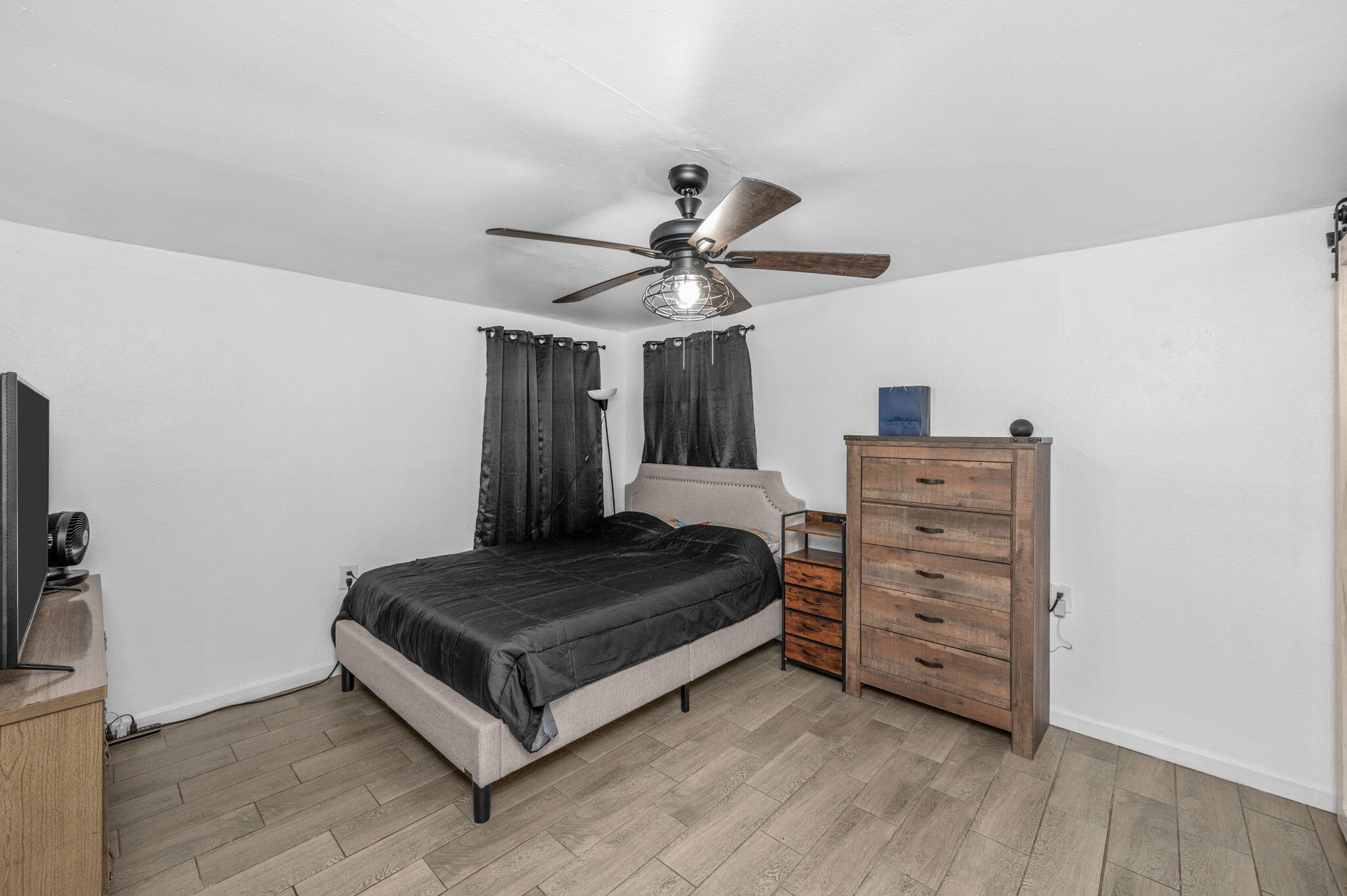 Bradys S/D - Residential