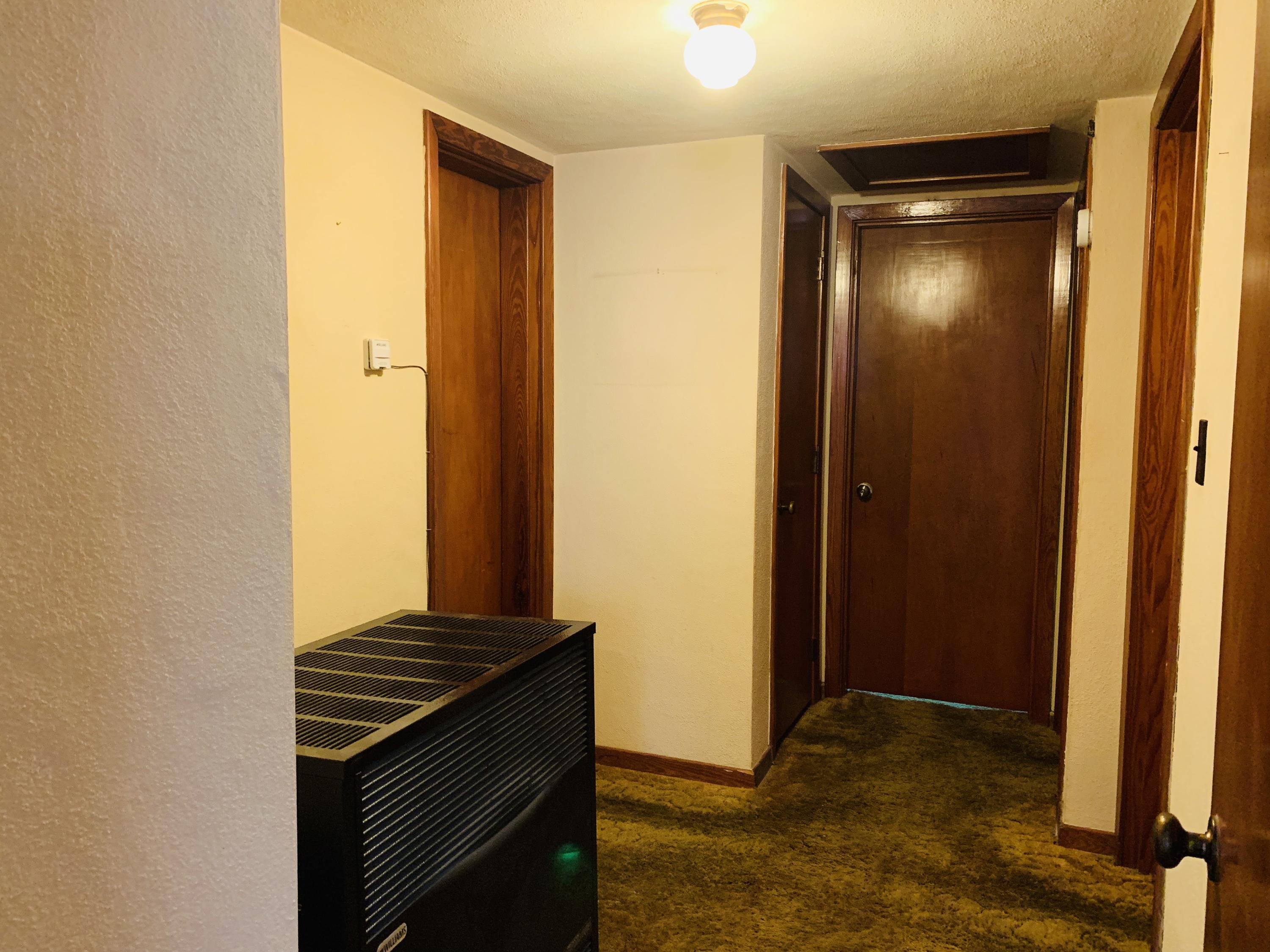 SEABREEZE ADD #2 LOT 5 BLK E - Residential