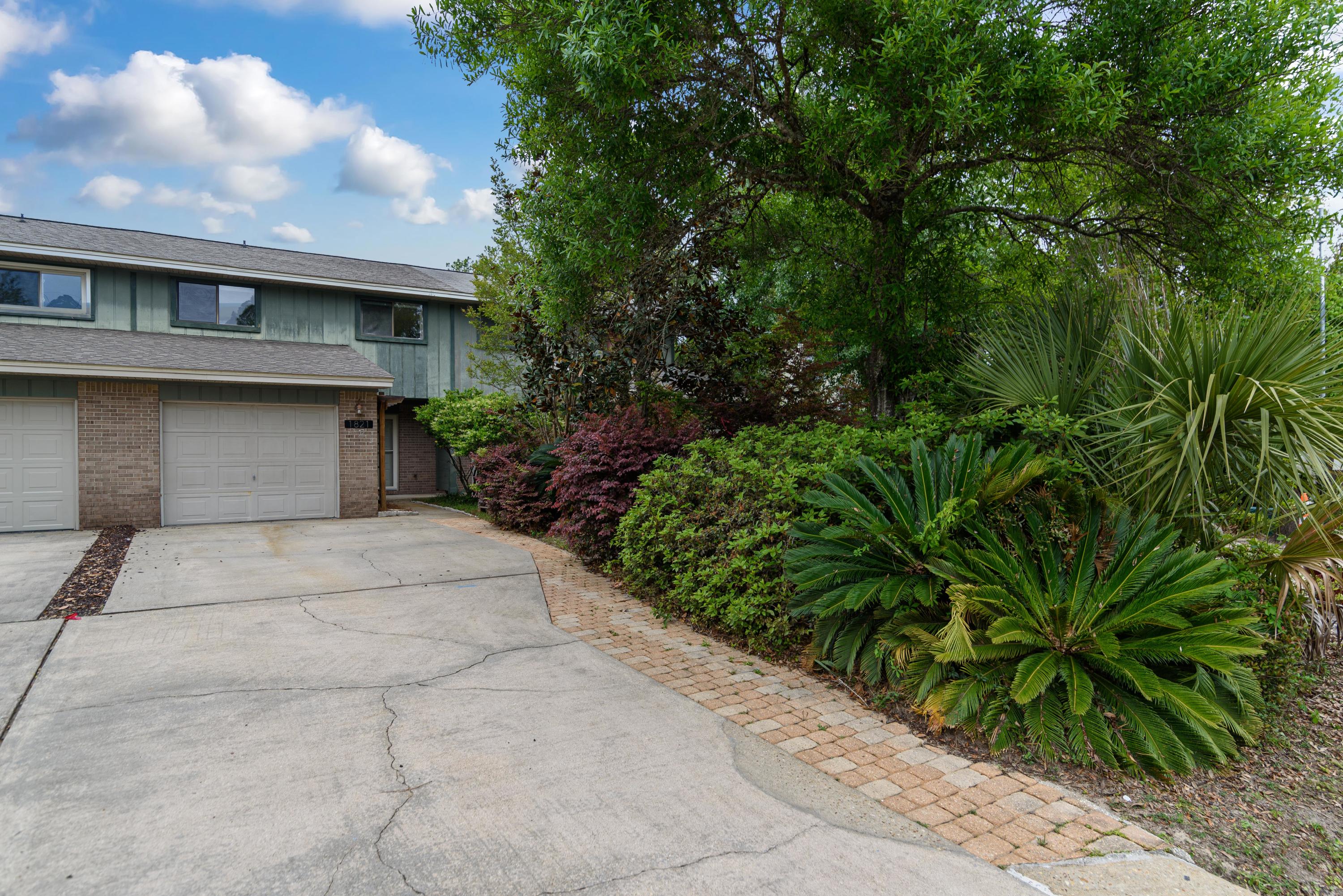 Rocky Bayou T/H - Residential