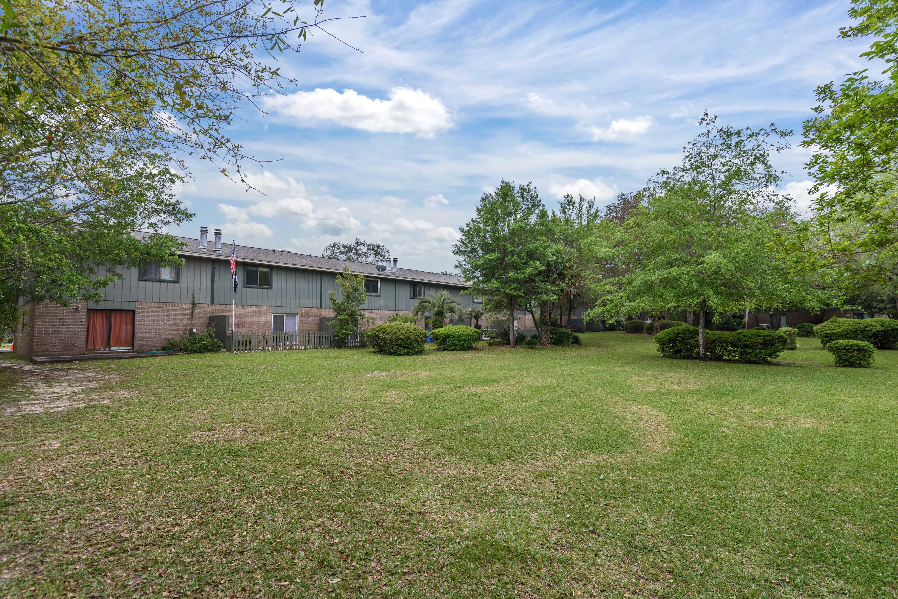 Rocky Bayou T/H - Residential