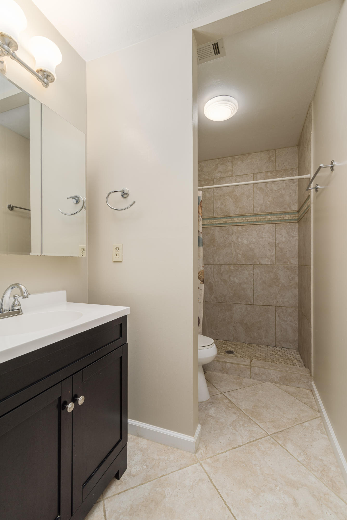 Rocky Bayou T/H - Residential