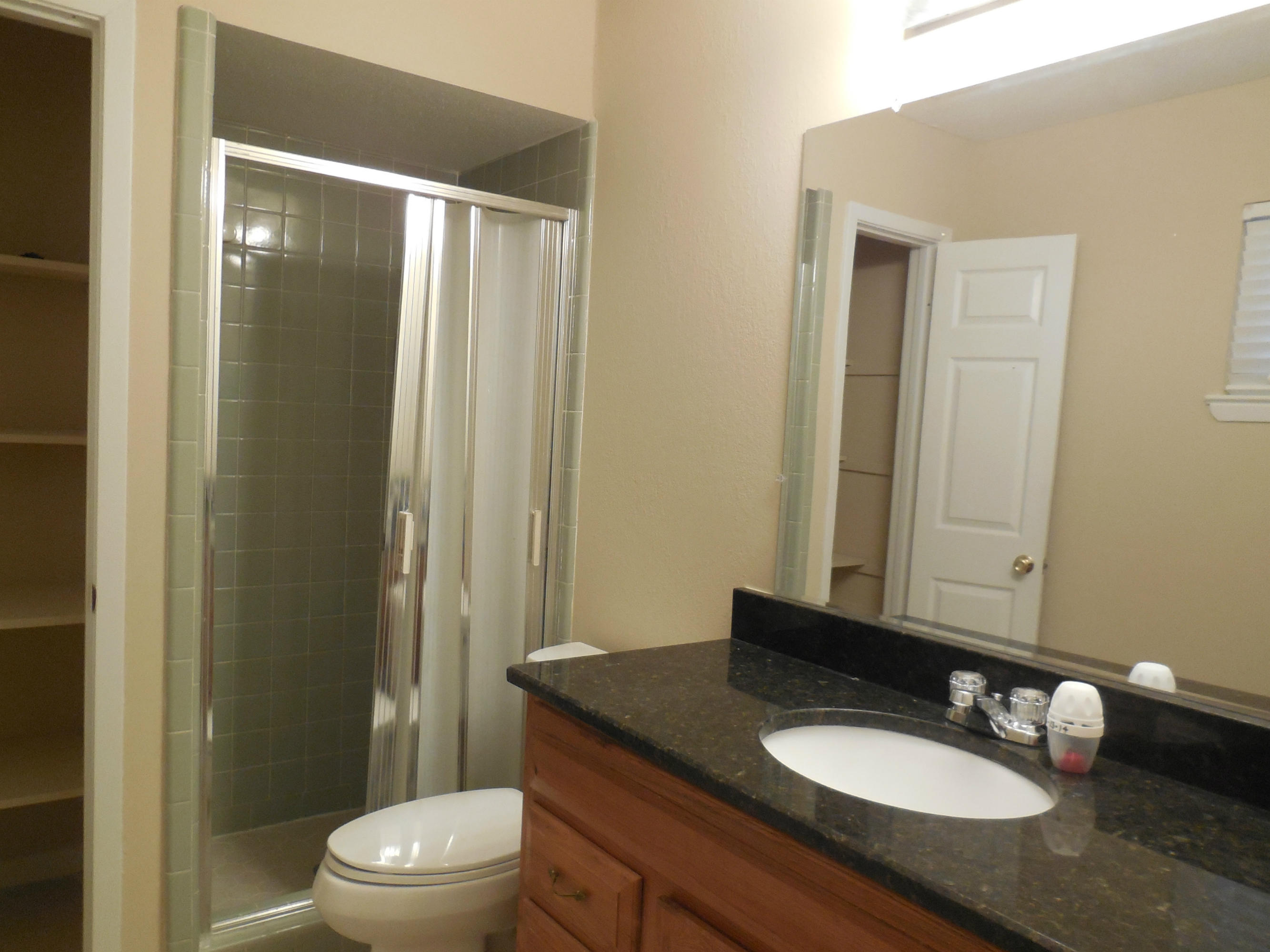 LAKE LORRAINE ESTATES - Residential