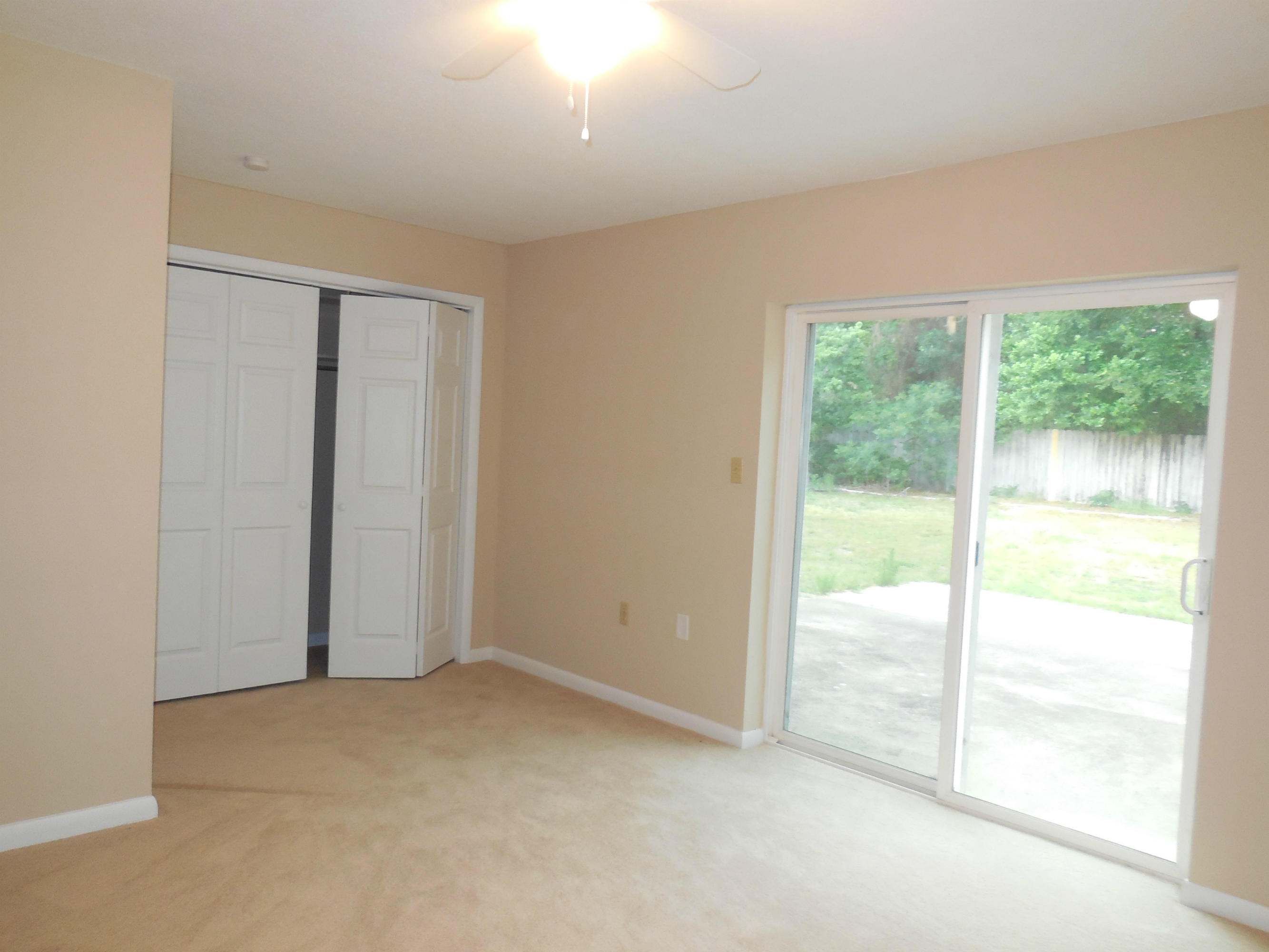 LAKE LORRAINE ESTATES - Residential