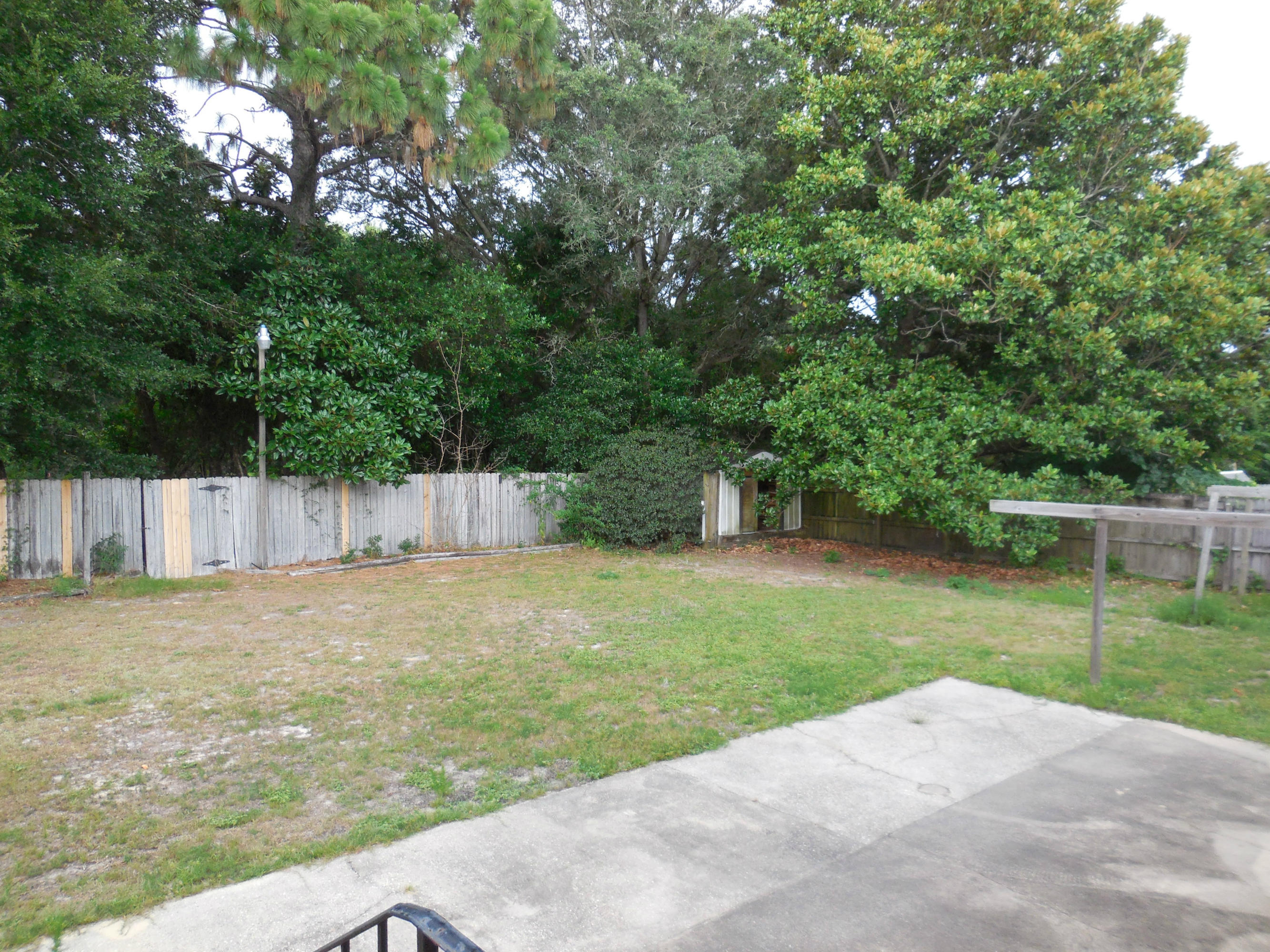 LAKE LORRAINE ESTATES - Residential