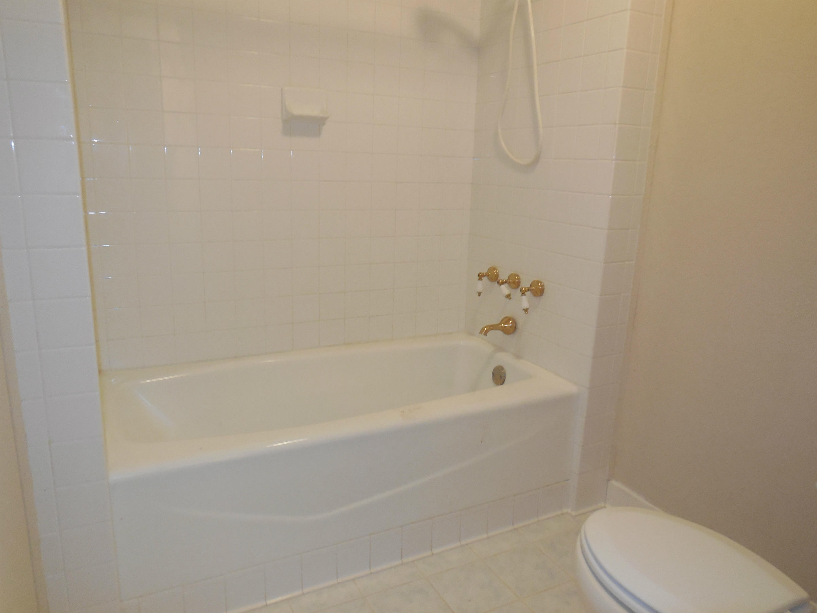 LAKE LORRAINE ESTATES - Residential