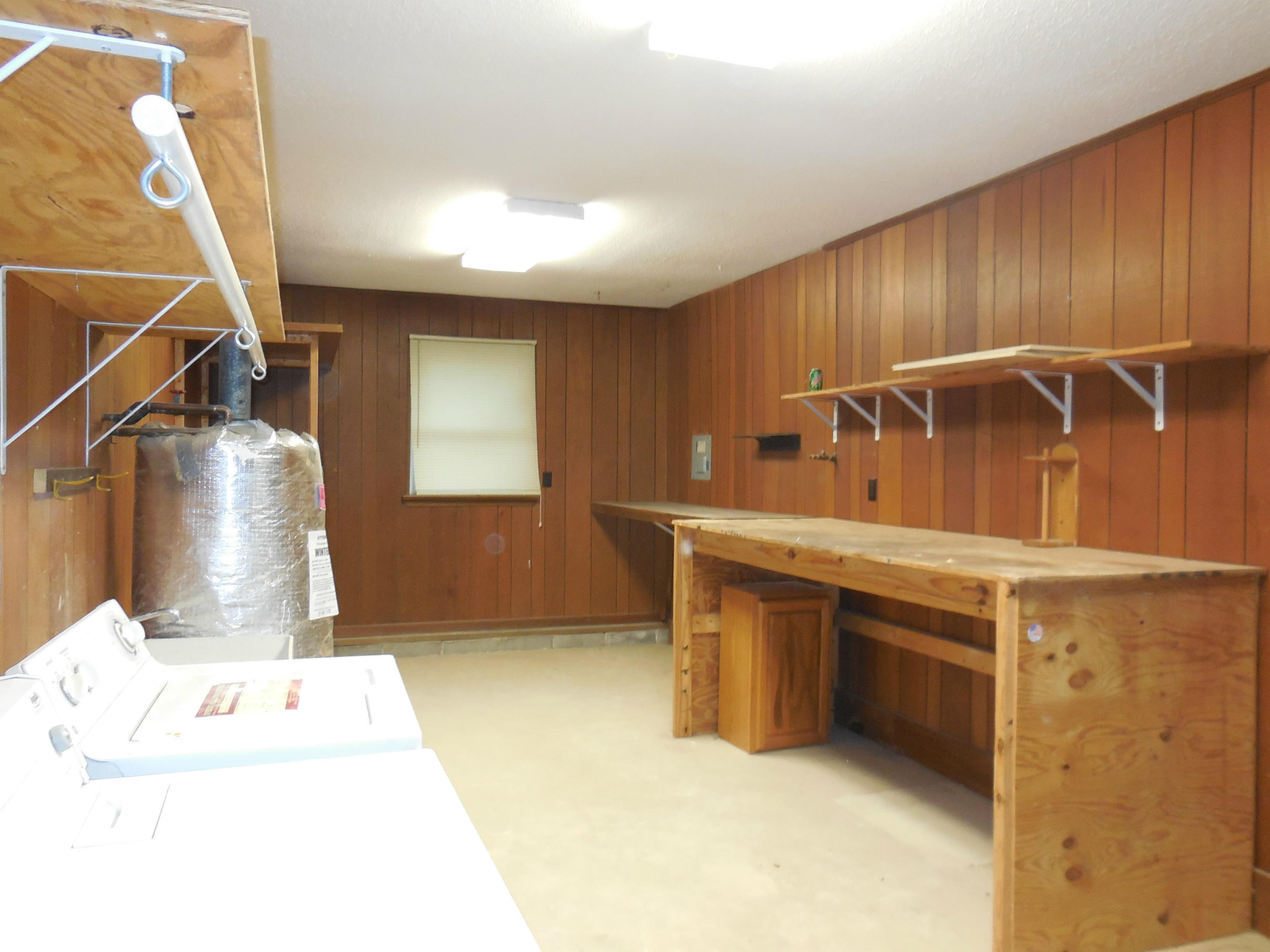 LAKE LORRAINE ESTATES - Residential