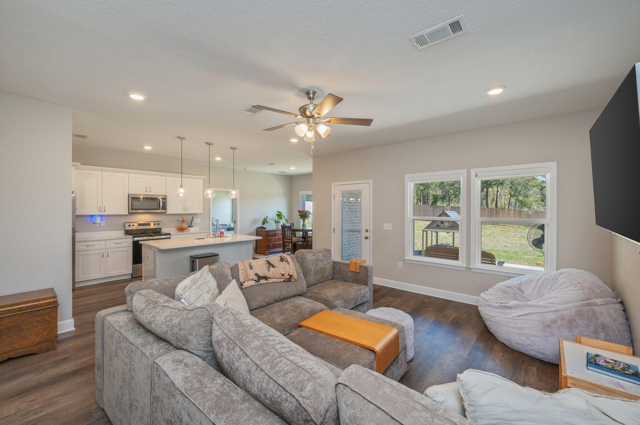Overlook at Chestnut Ridge - Residential Lease